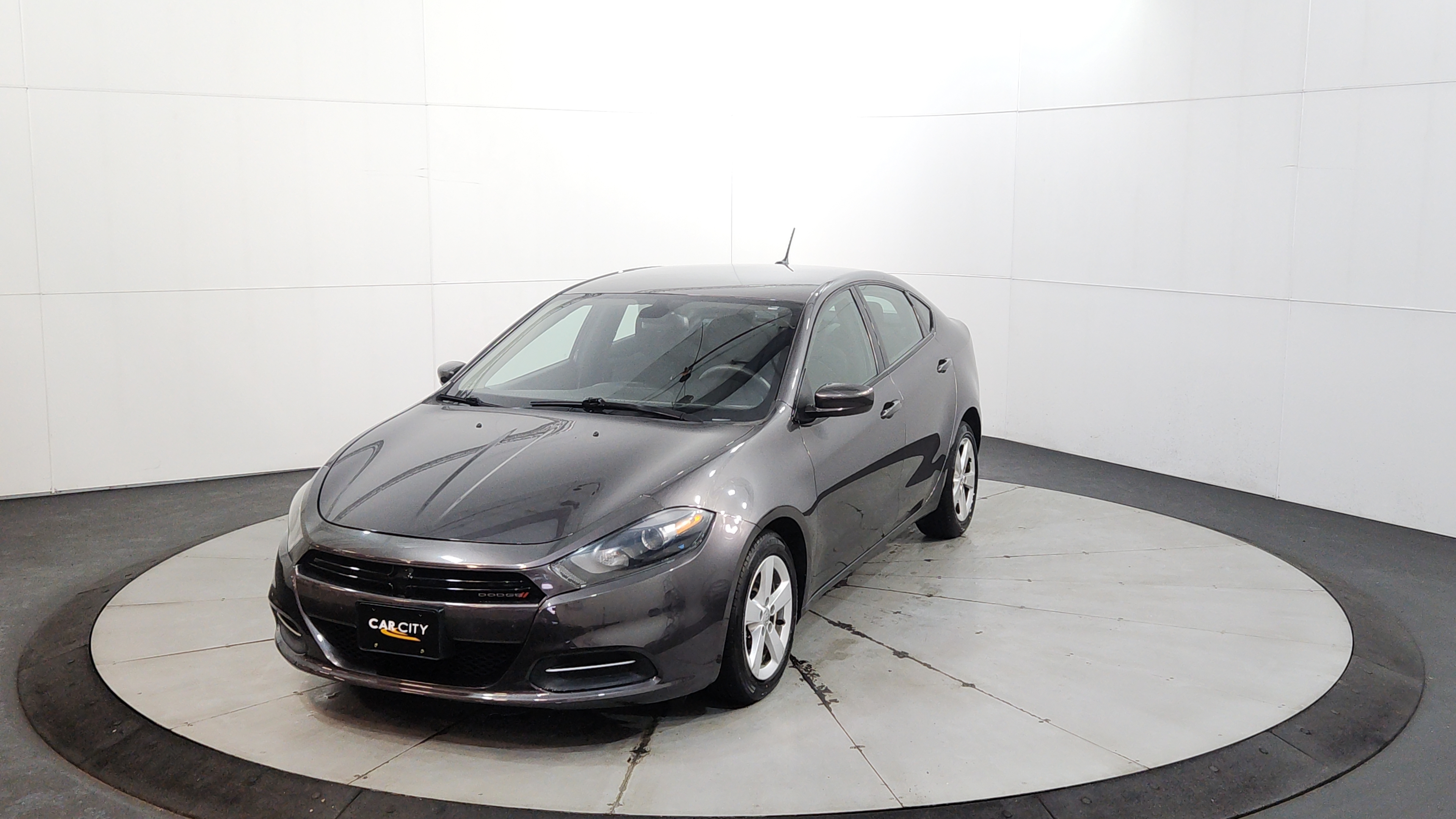 2016 Dodge Dart 2.4 SXT's photo