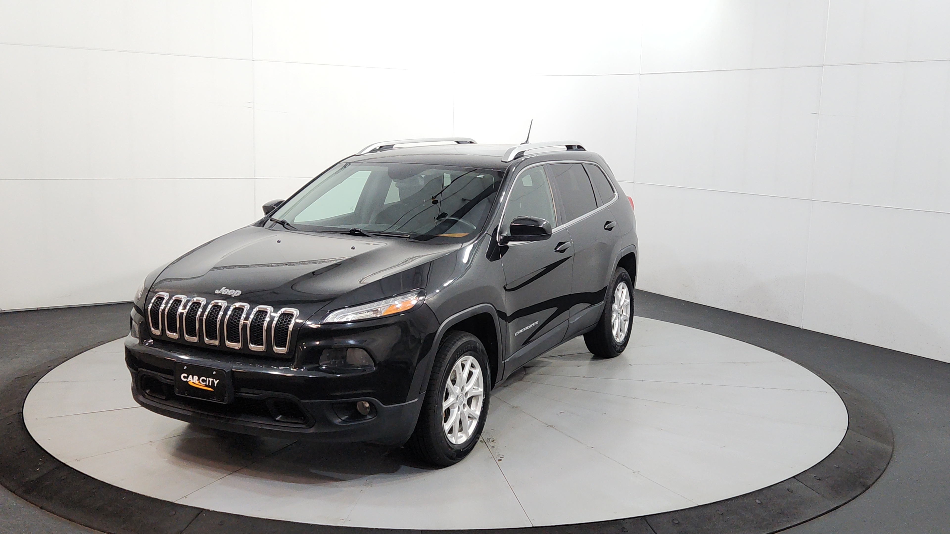 2015 Jeep Cherokee's photo