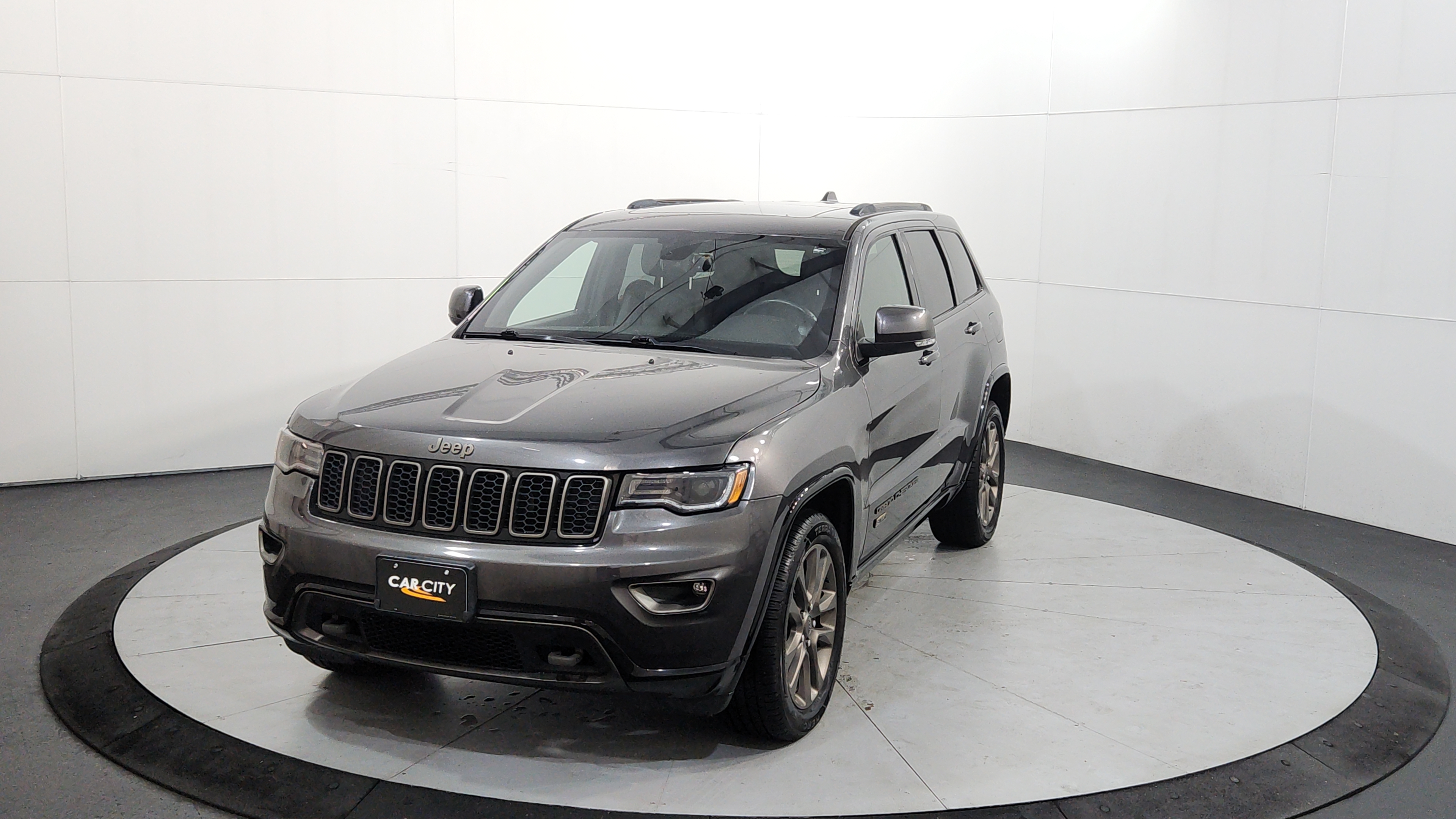 2016 Jeep Grand Cherokee Limited 75th Anniversary Edition 4WD's photo