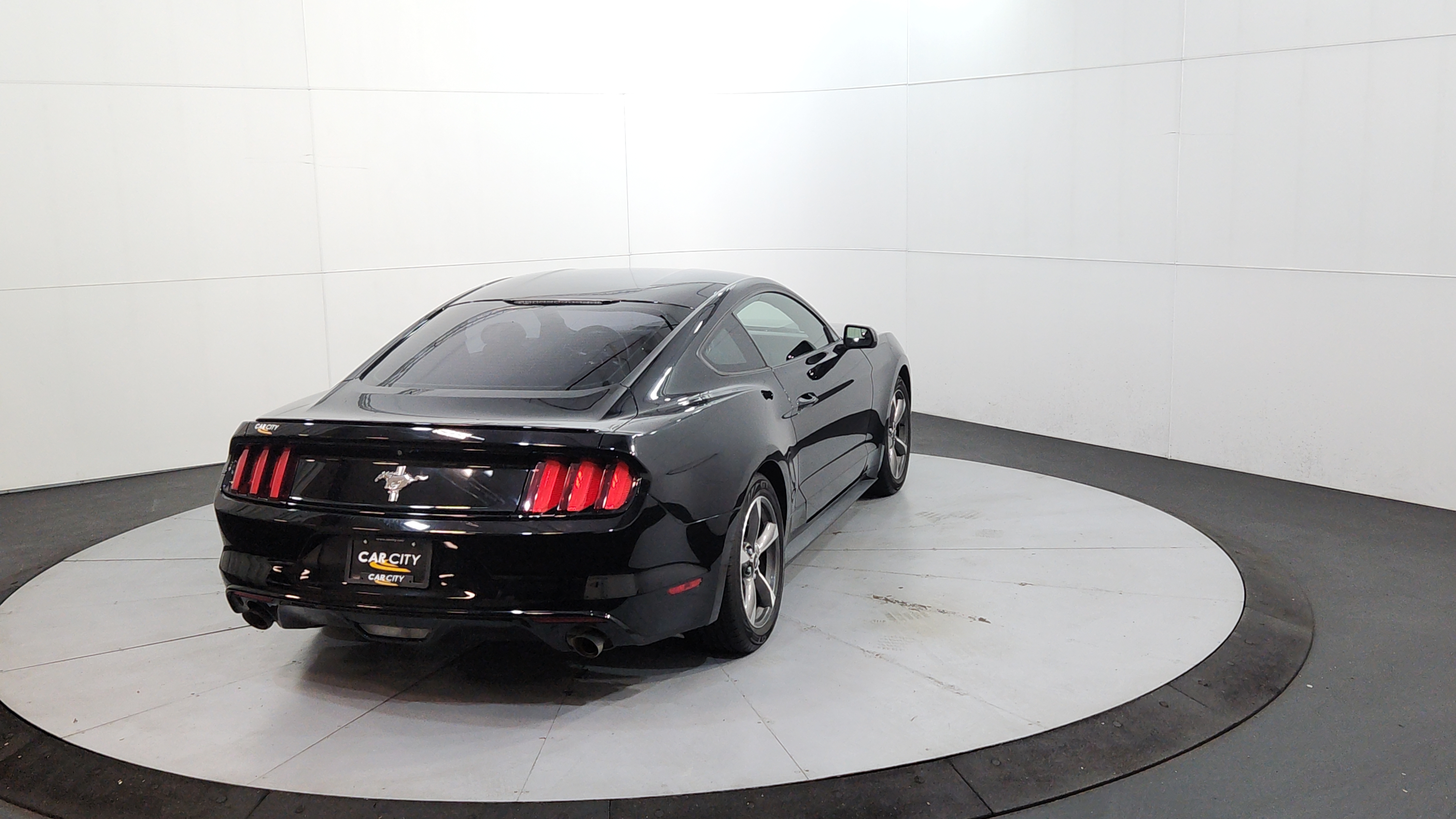 2015 Ford Mustang 5