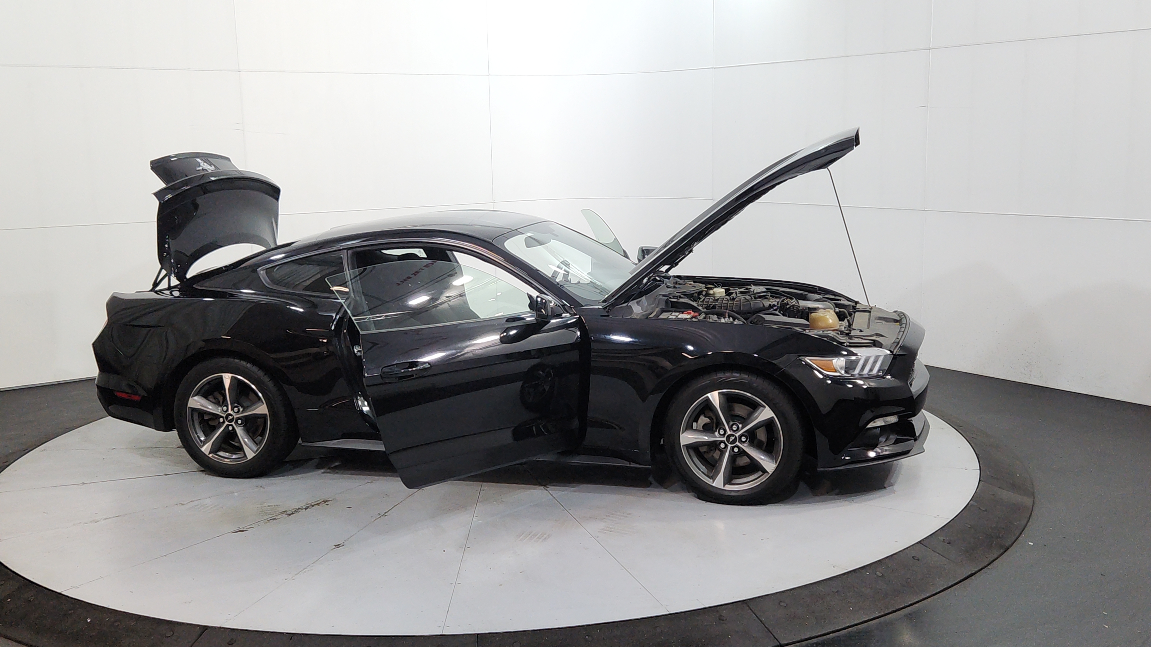 2015 Ford Mustang 10