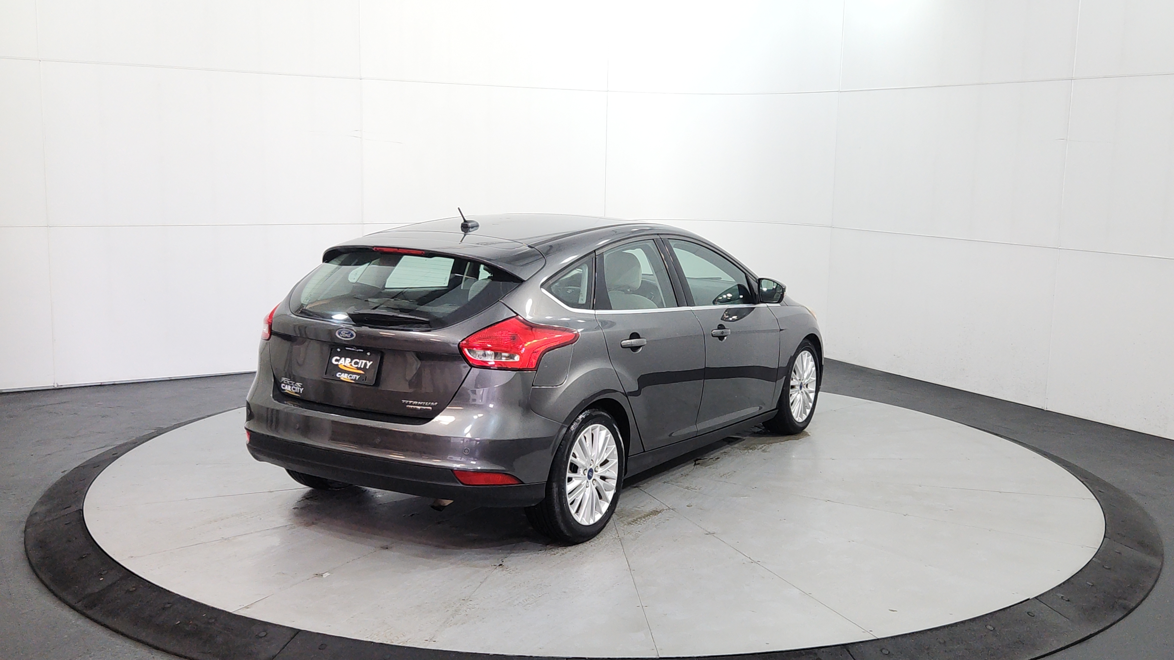 2016 Ford Focus 5