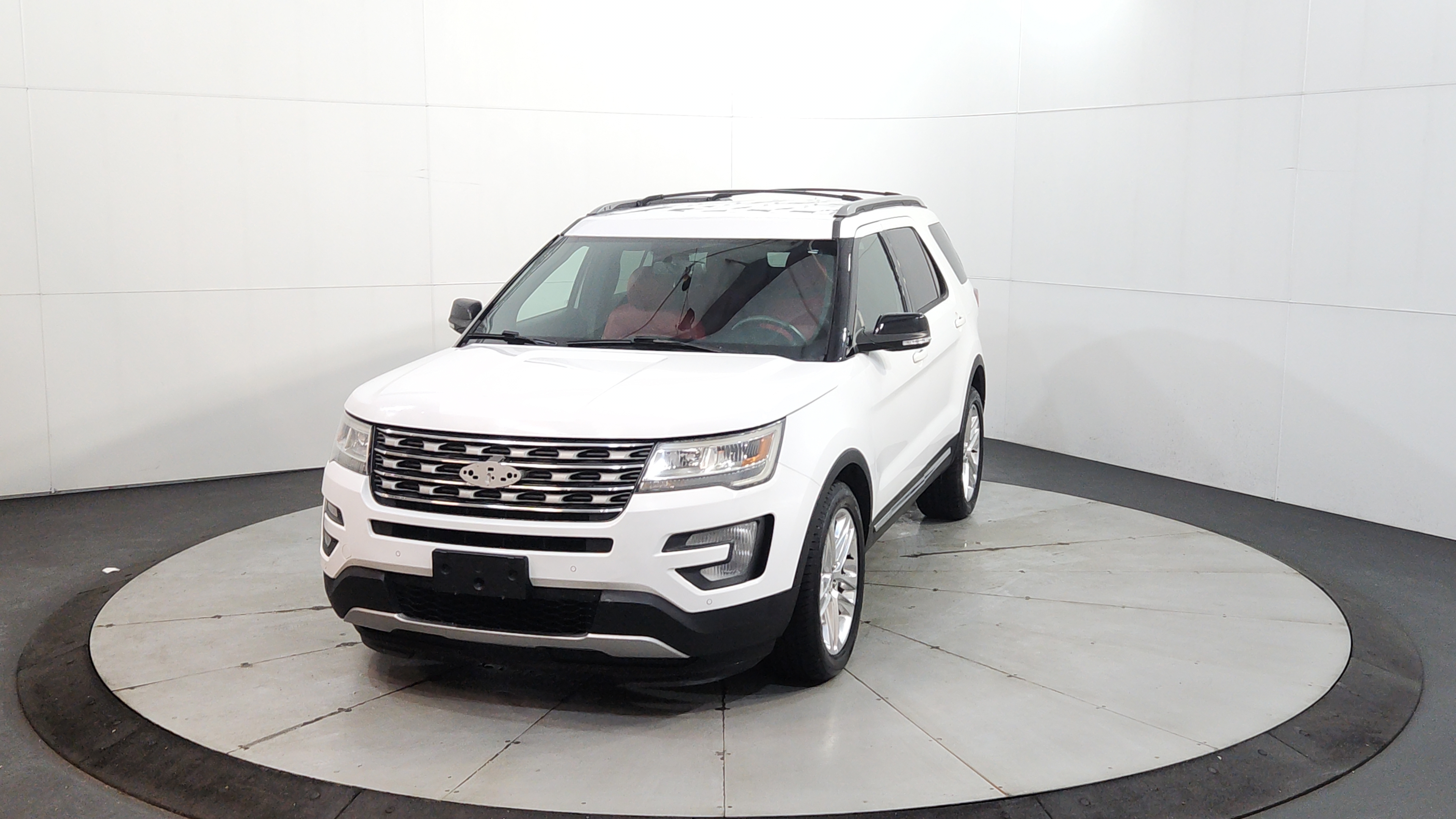 2017 Ford Explorer XLT FWD's photo