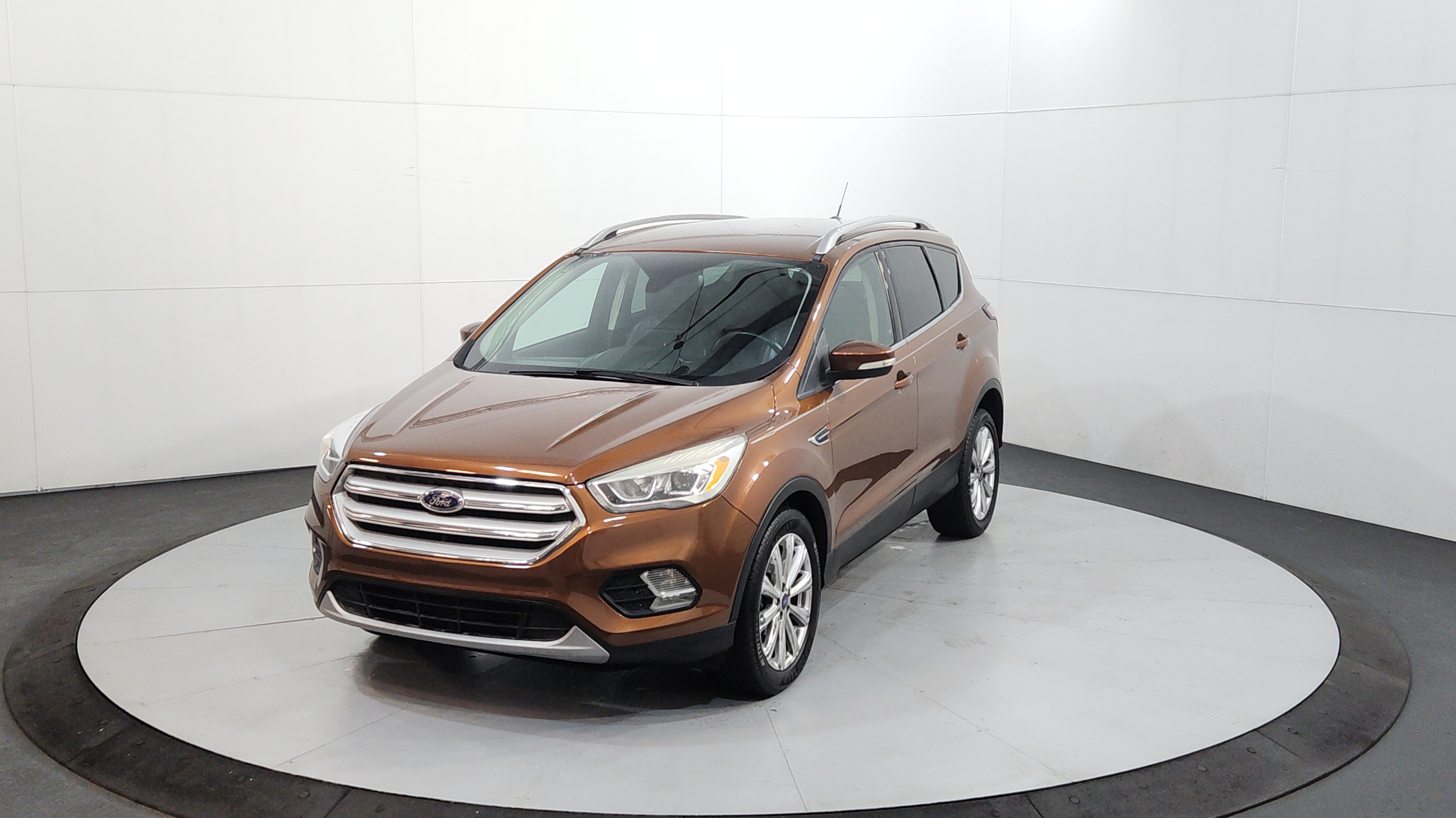 2017 Ford Escape Titanium's photo
