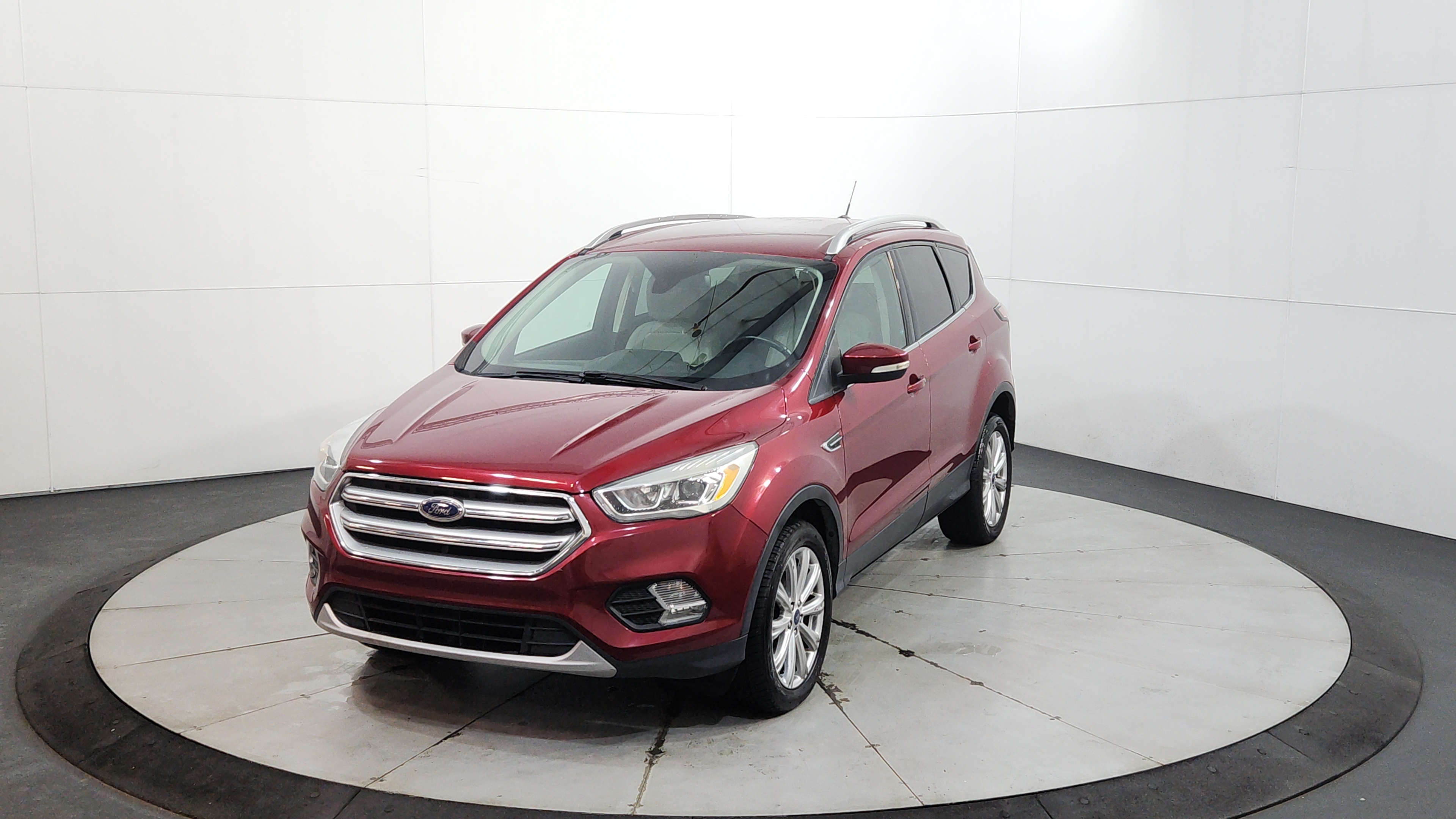 2017 Ford Escape Titanium's photo