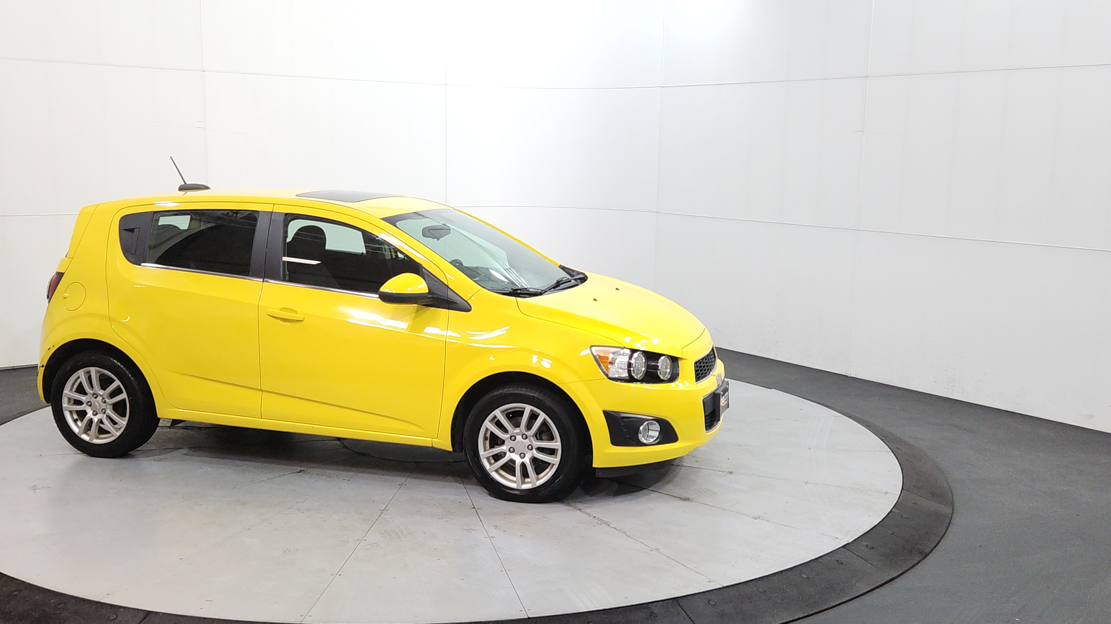 2015 Chevrolet Sonic 3