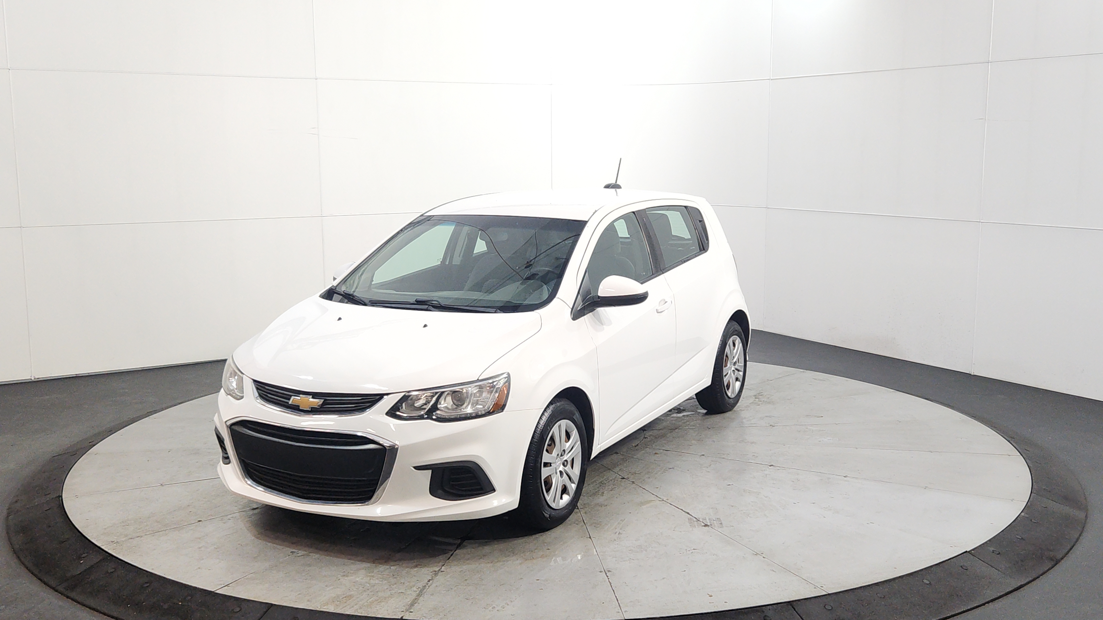 2017 Chevrolet Sonic LT