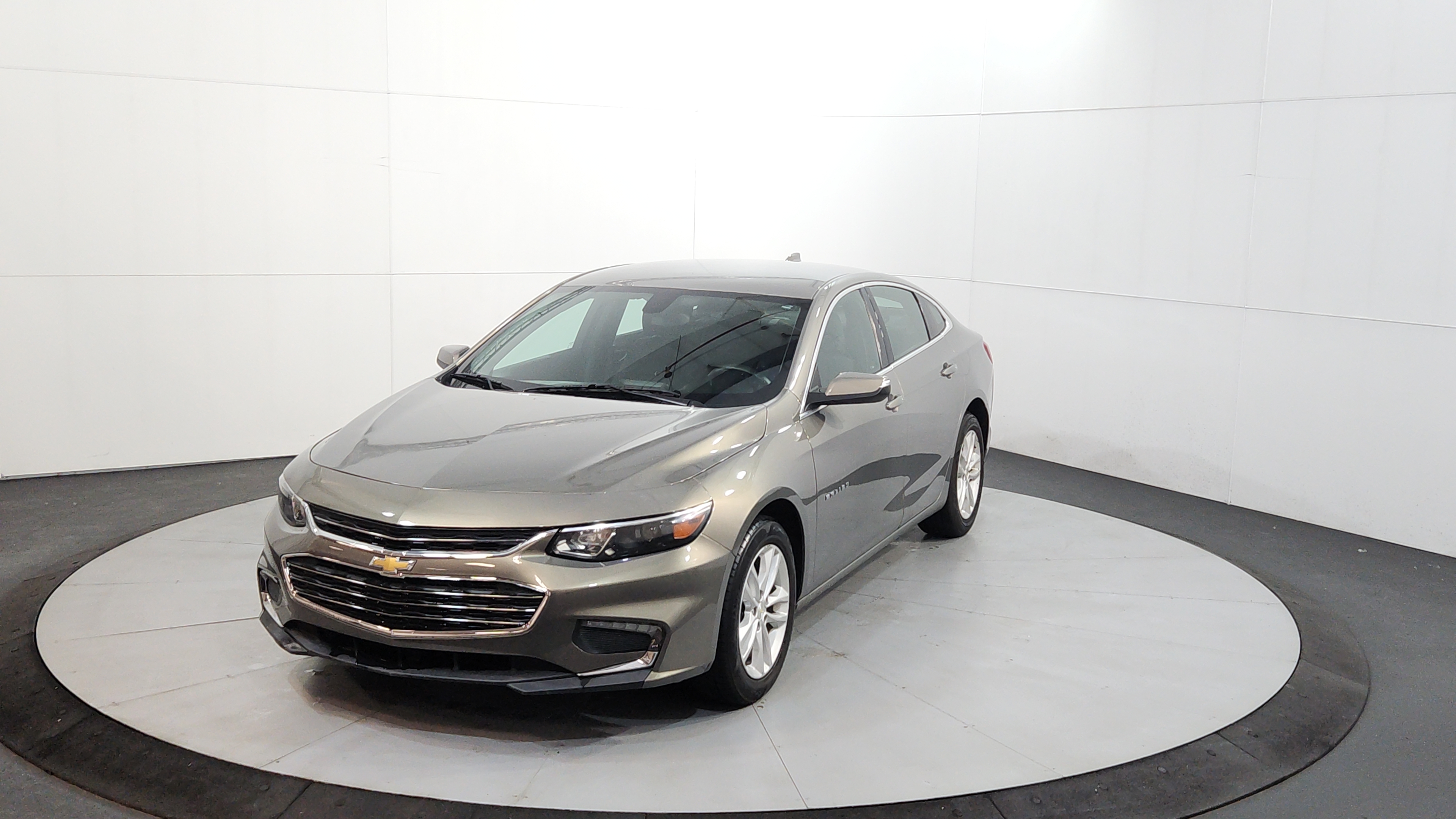 2017 Chevrolet Malibu 1LT's photo