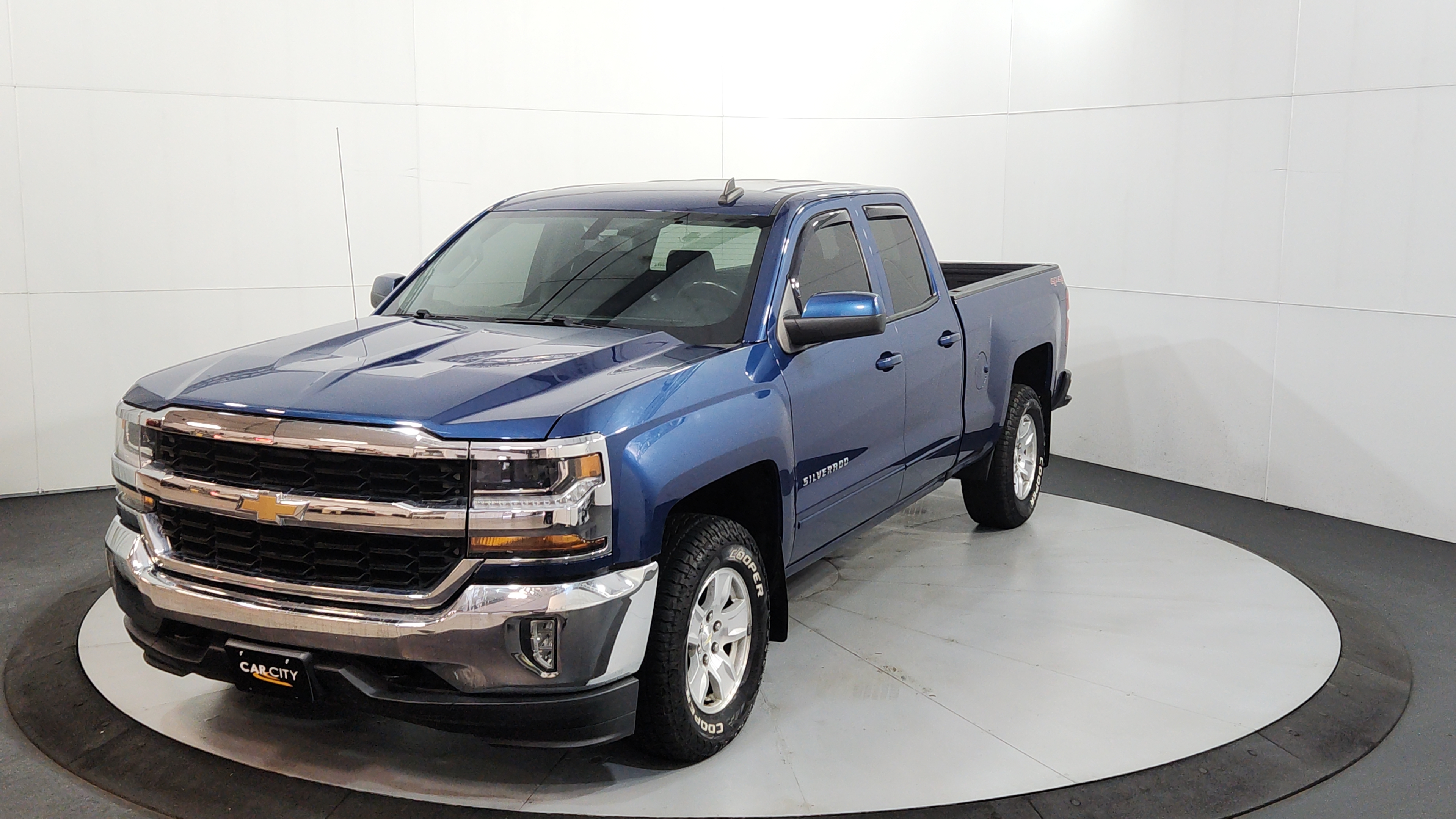 2017 Chevrolet Silverado 1500 LT 4X4 Double Cab Std Box's photo