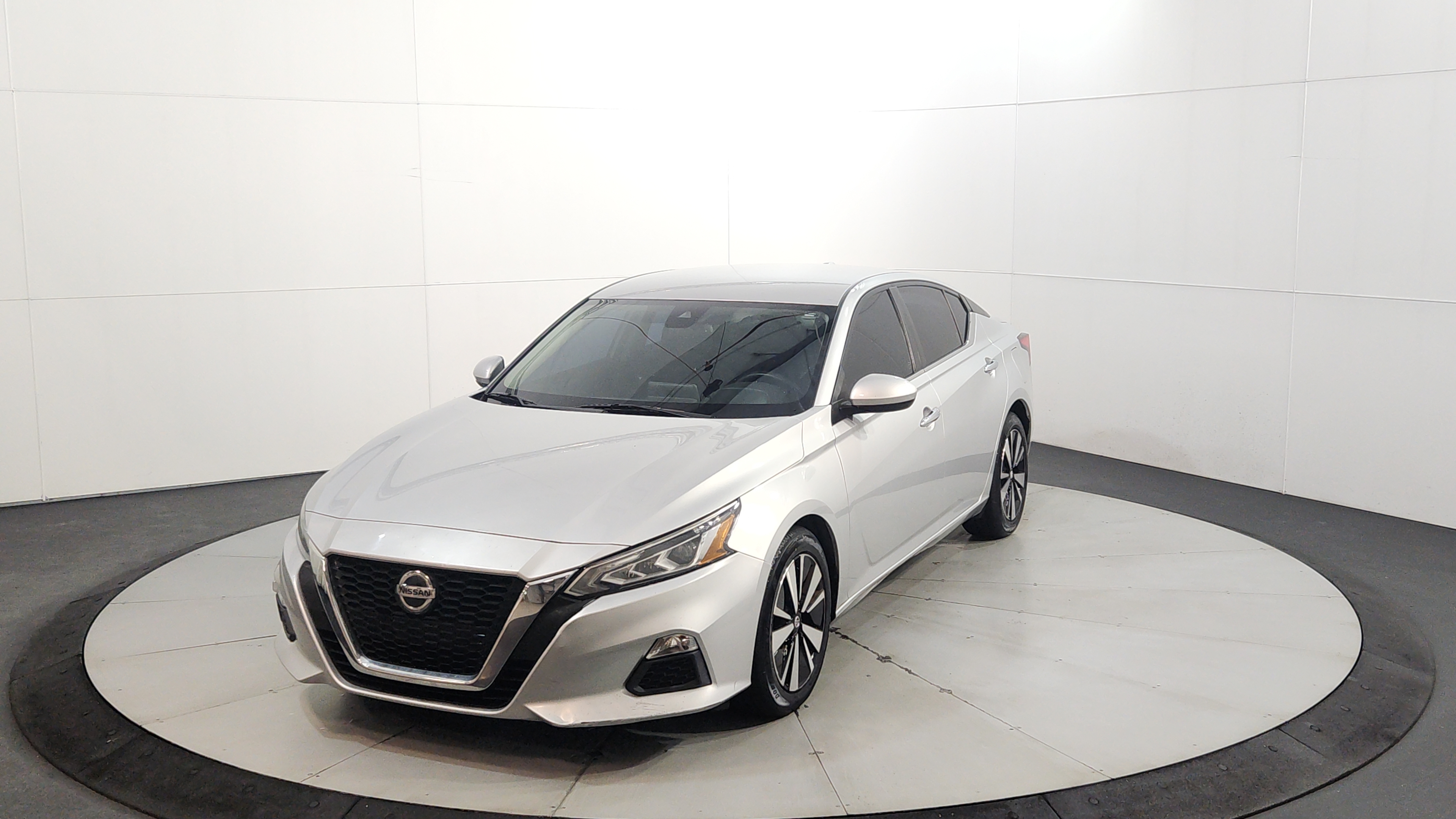 2021 Nissan Altima SV