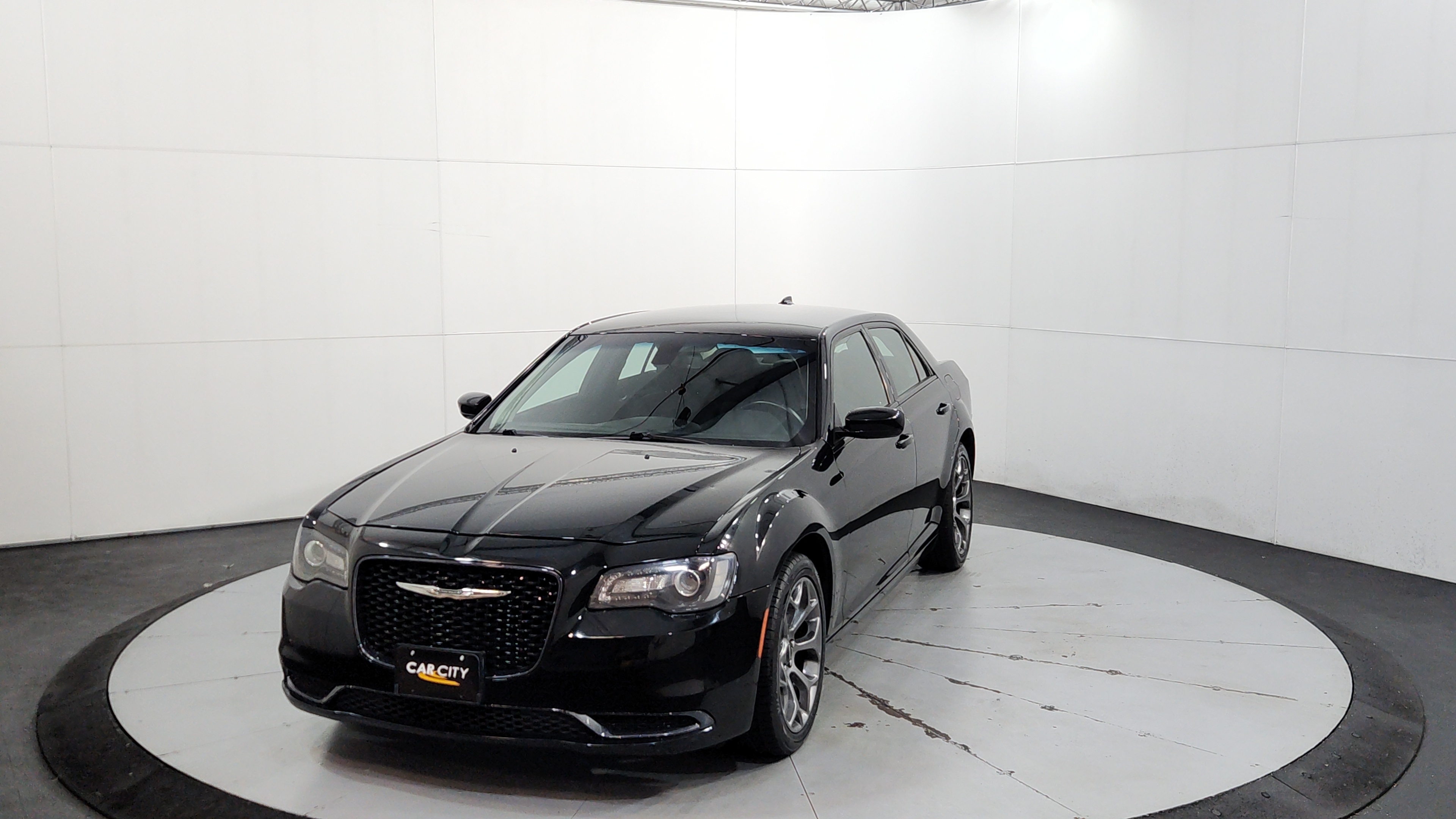 2018 Chrysler 300 Touring