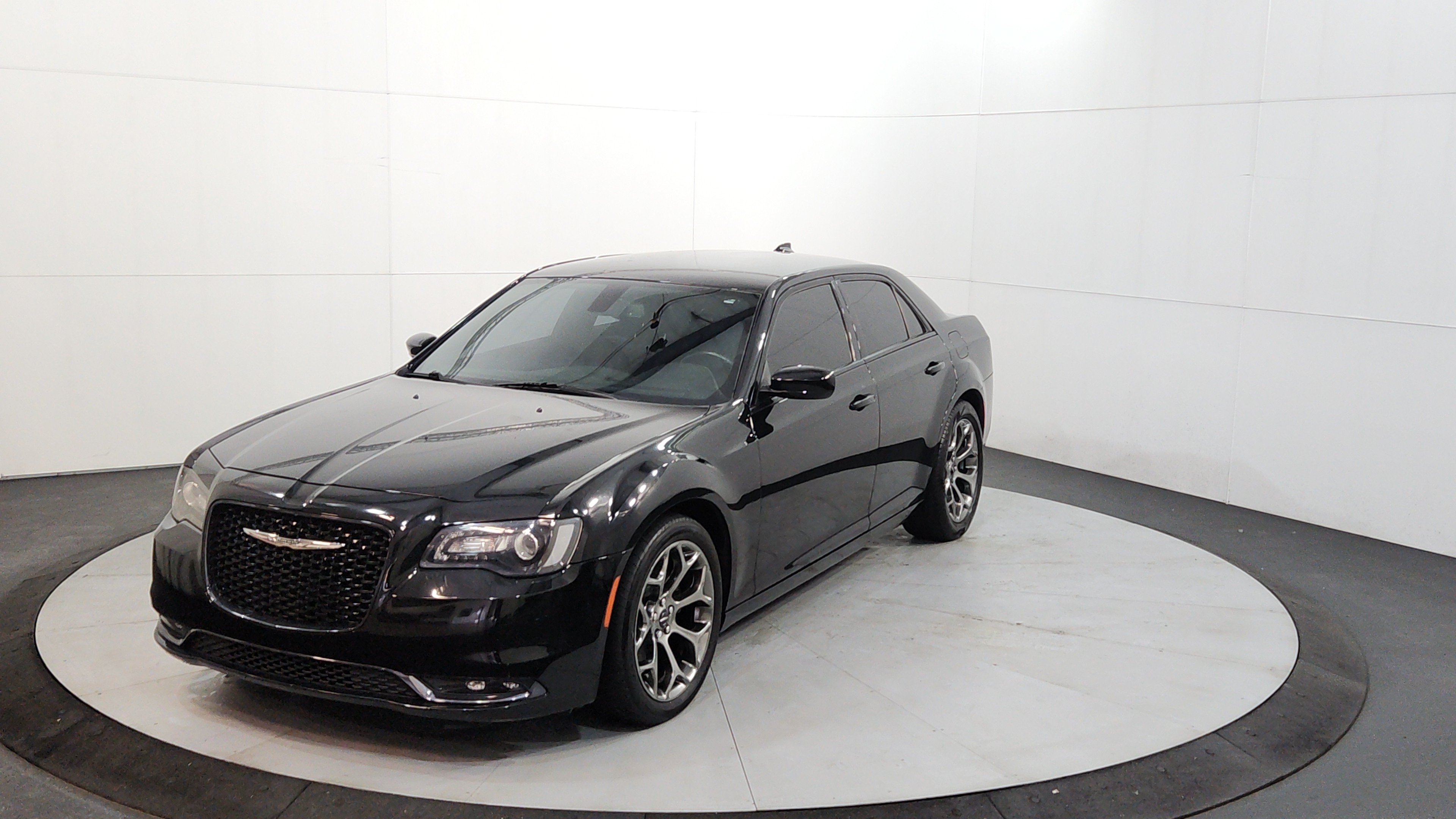 2018 Chrysler 300 S