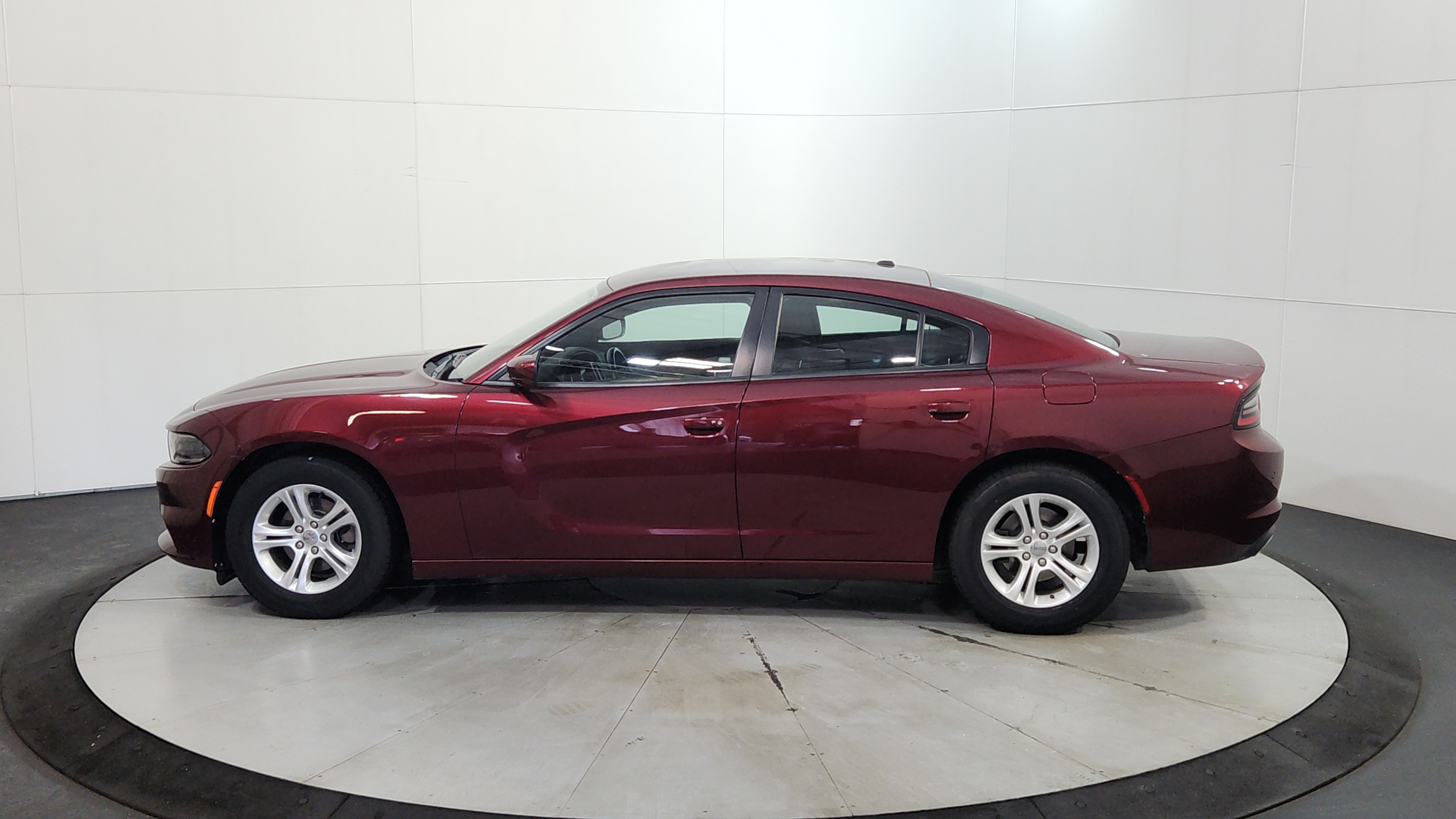 2020 Dodge Charger SXT - Photo 7