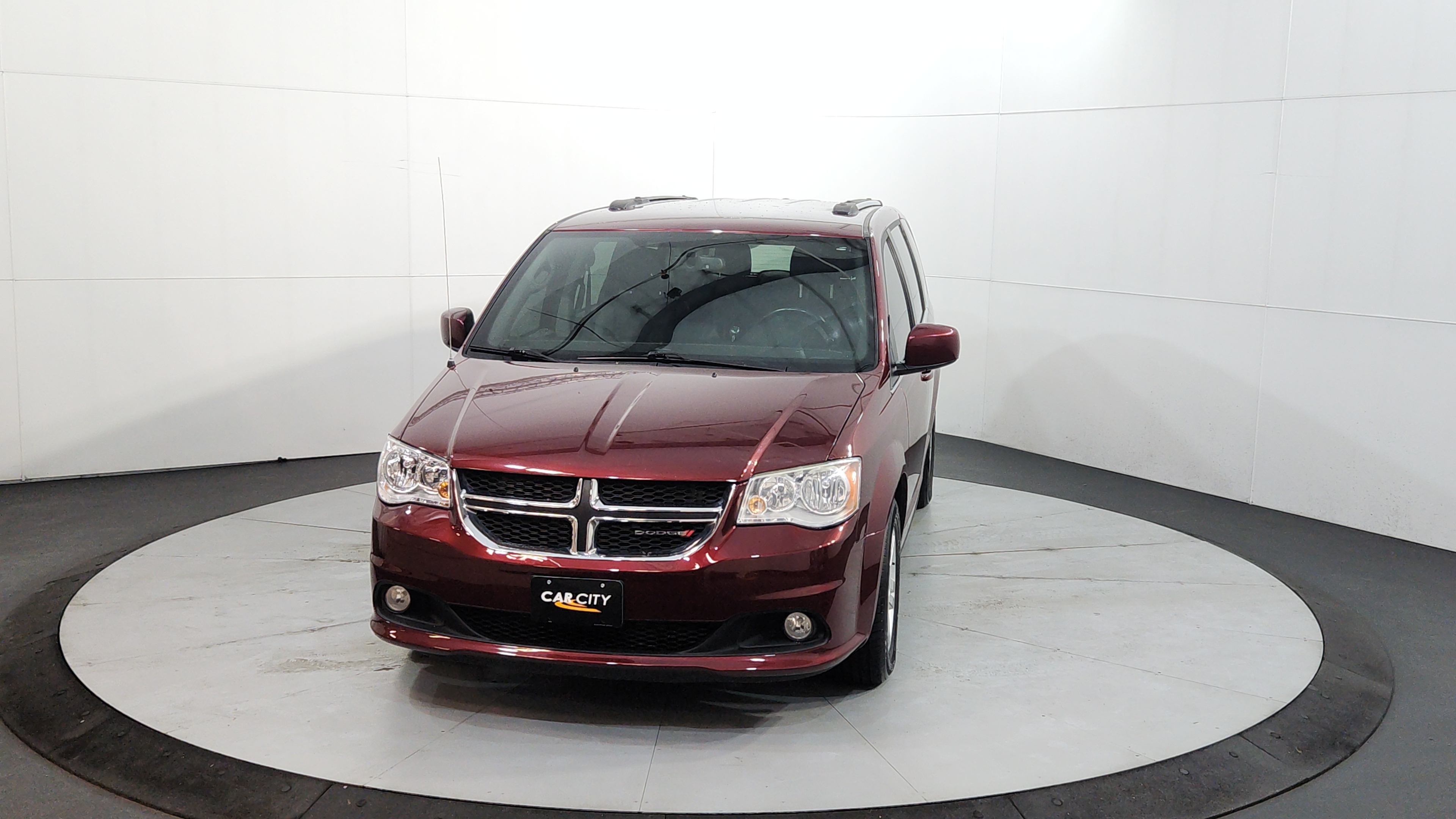 2018 Dodge Grand Caravan SXT's photo