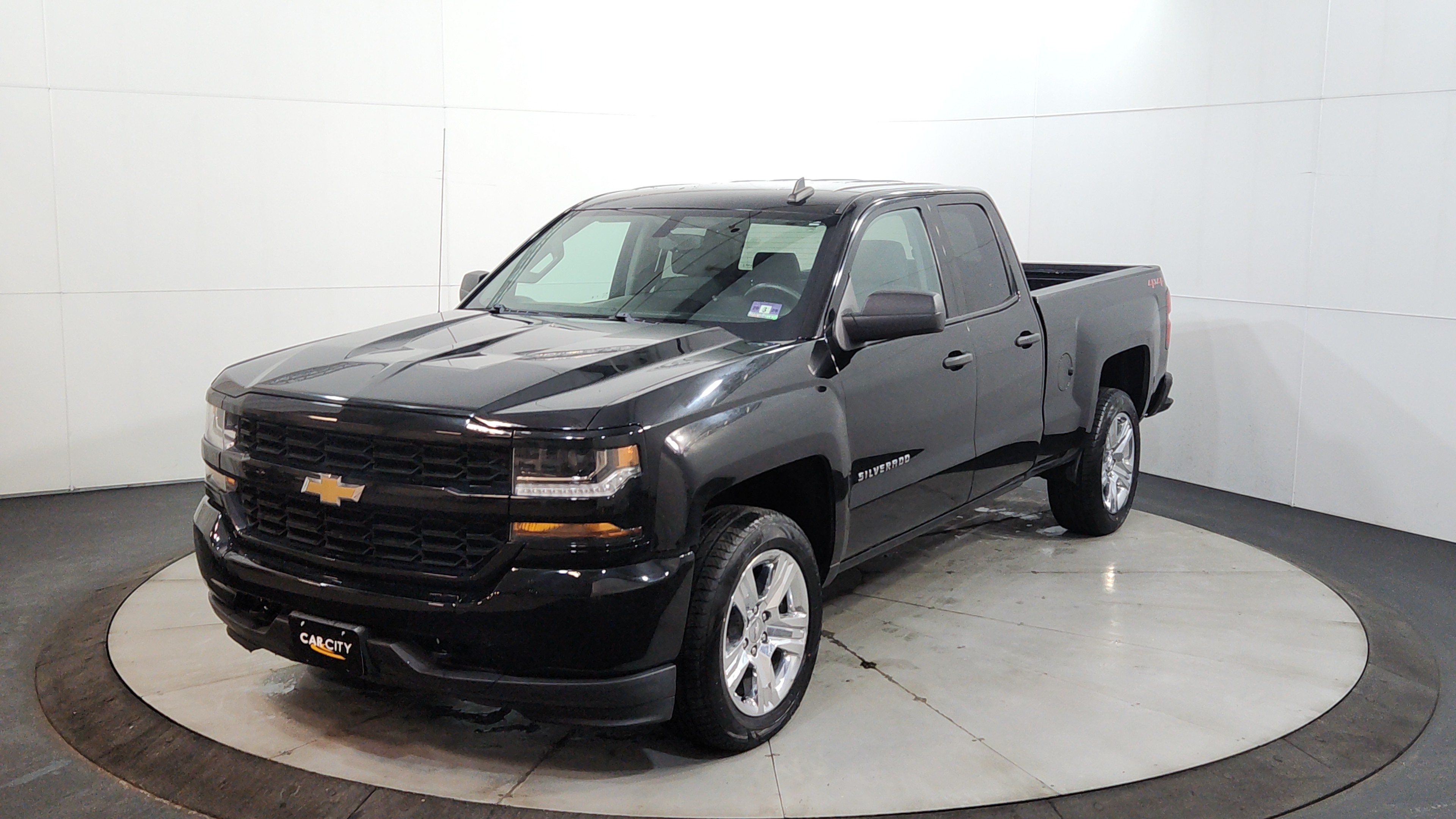 2019 Chevrolet Silverado 1500 LD Custom
