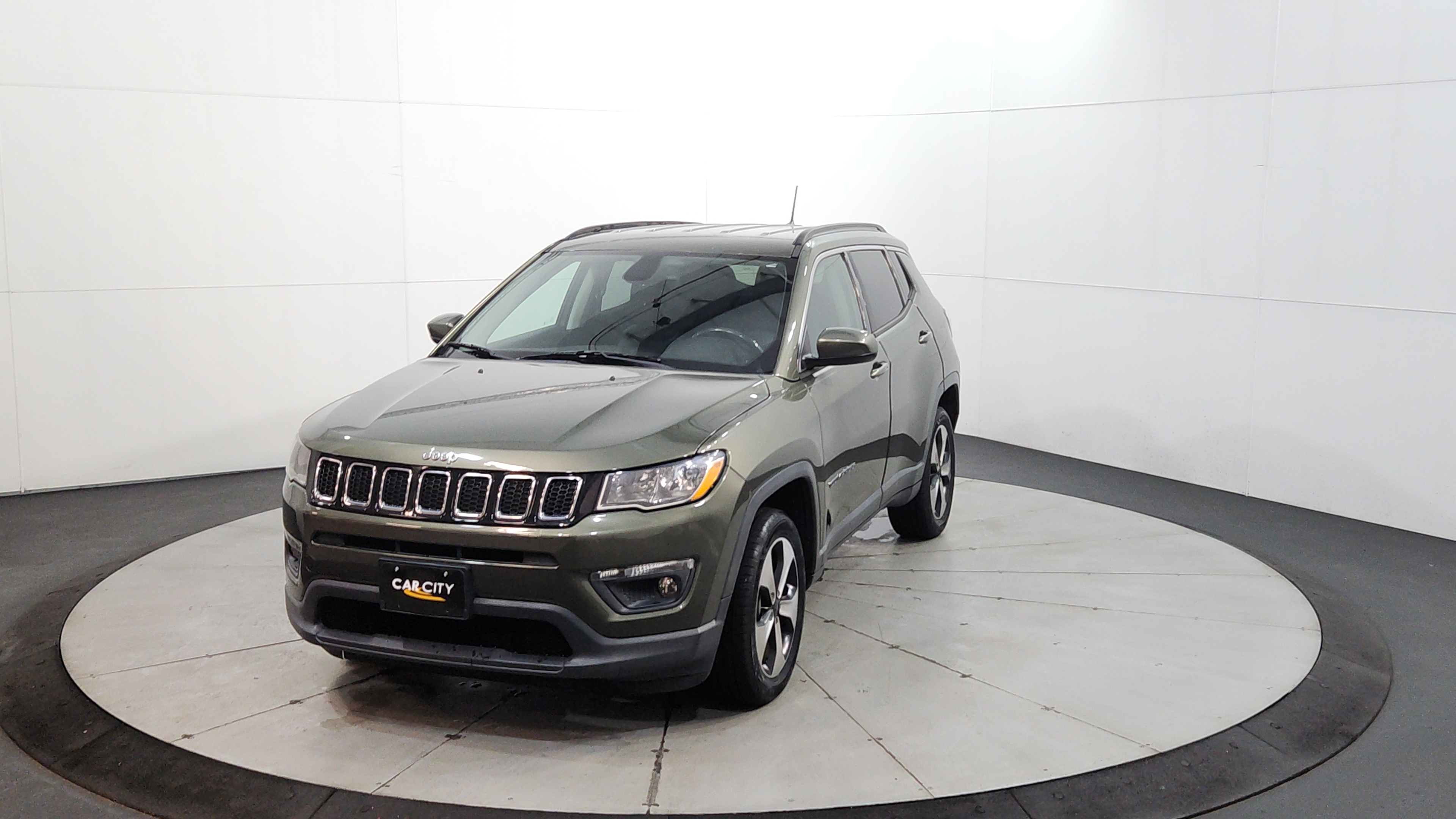 2018 Jeep Compass Latitude 4X4's photo