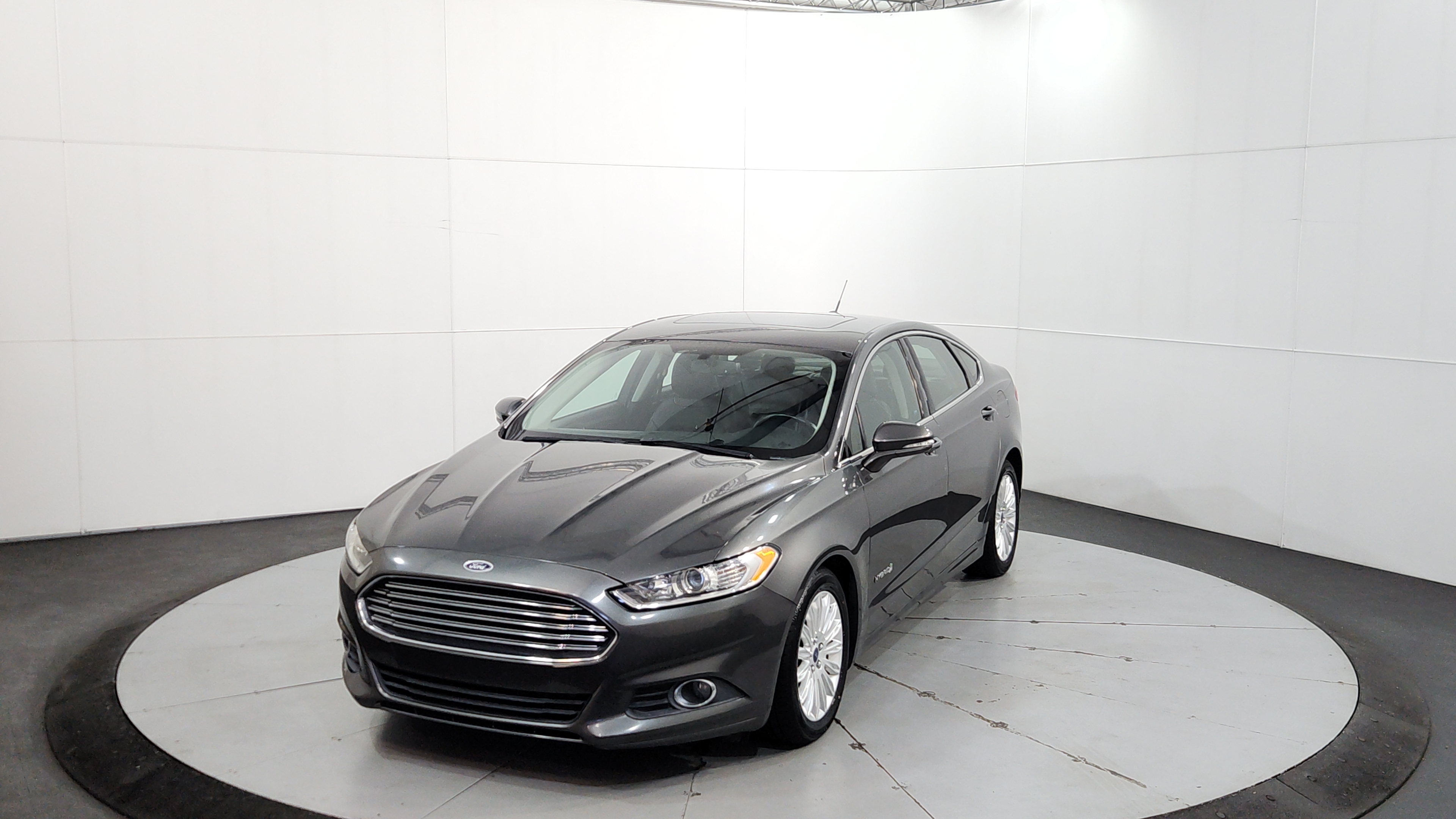 2016 Ford Fusion Hybrid SE