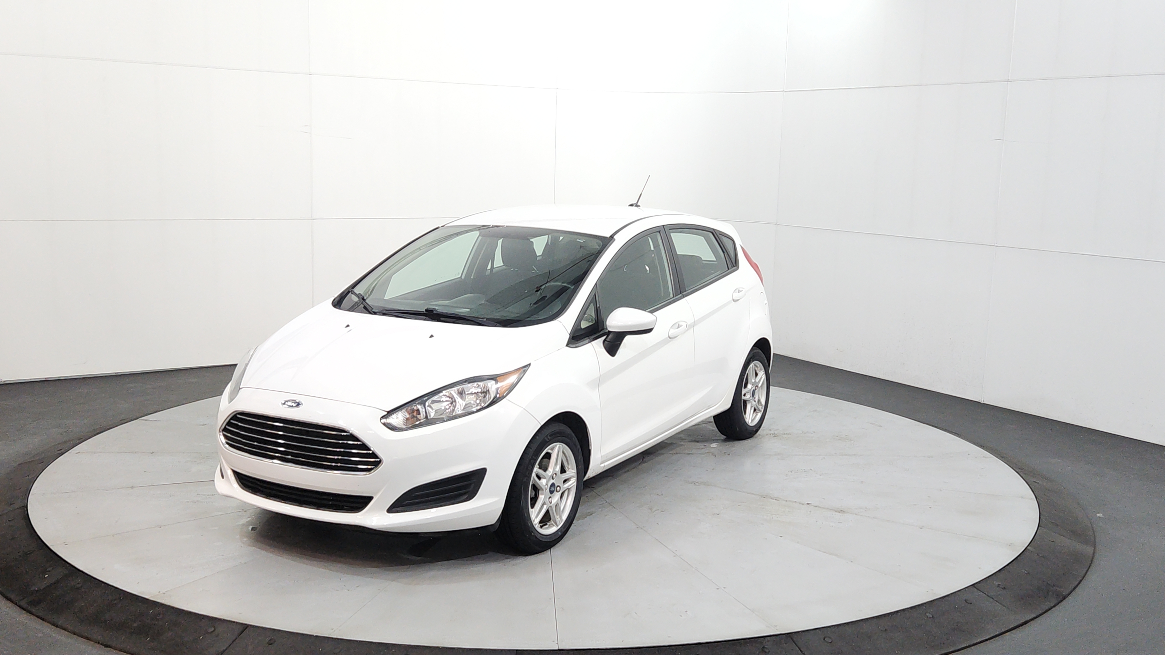 2019 Ford Fiesta SE Hatch's photo