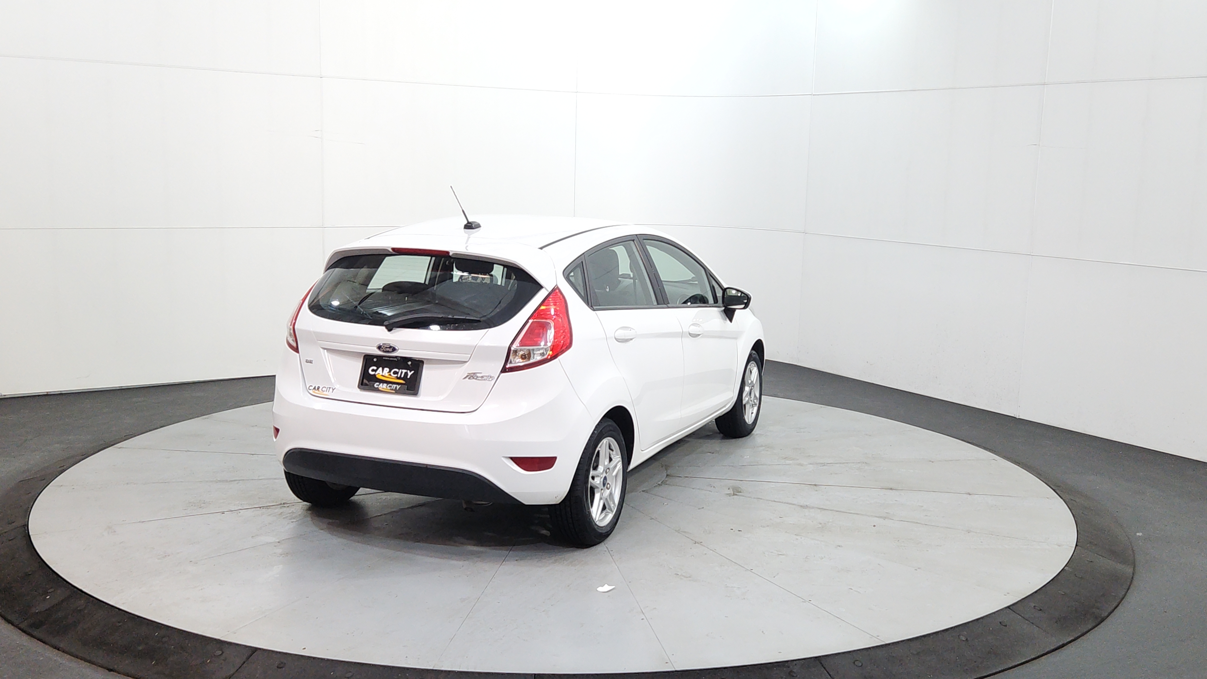 2019 Ford Fiesta 5