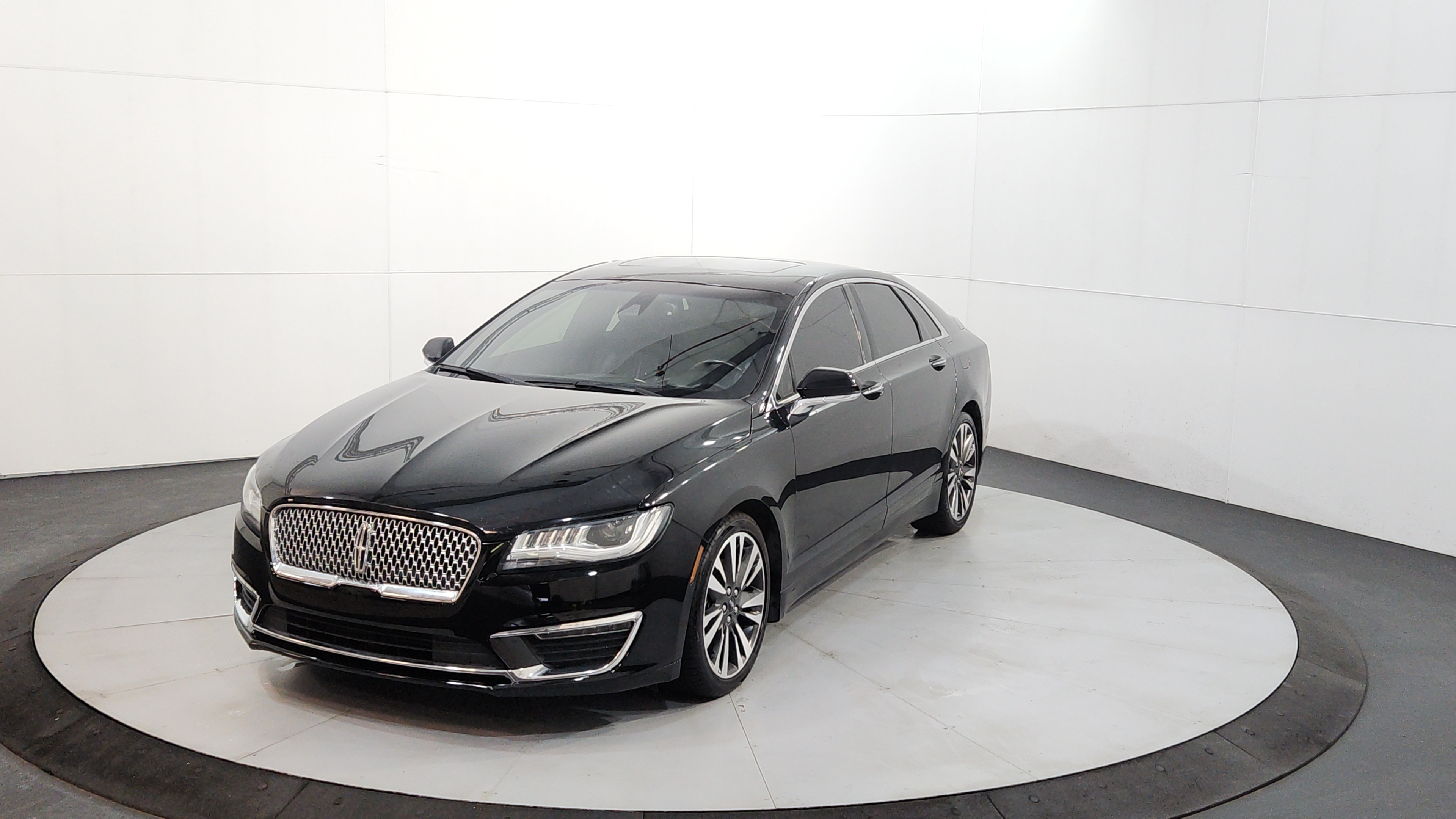 2017 Lincoln MKZ Reserve AWD's photo