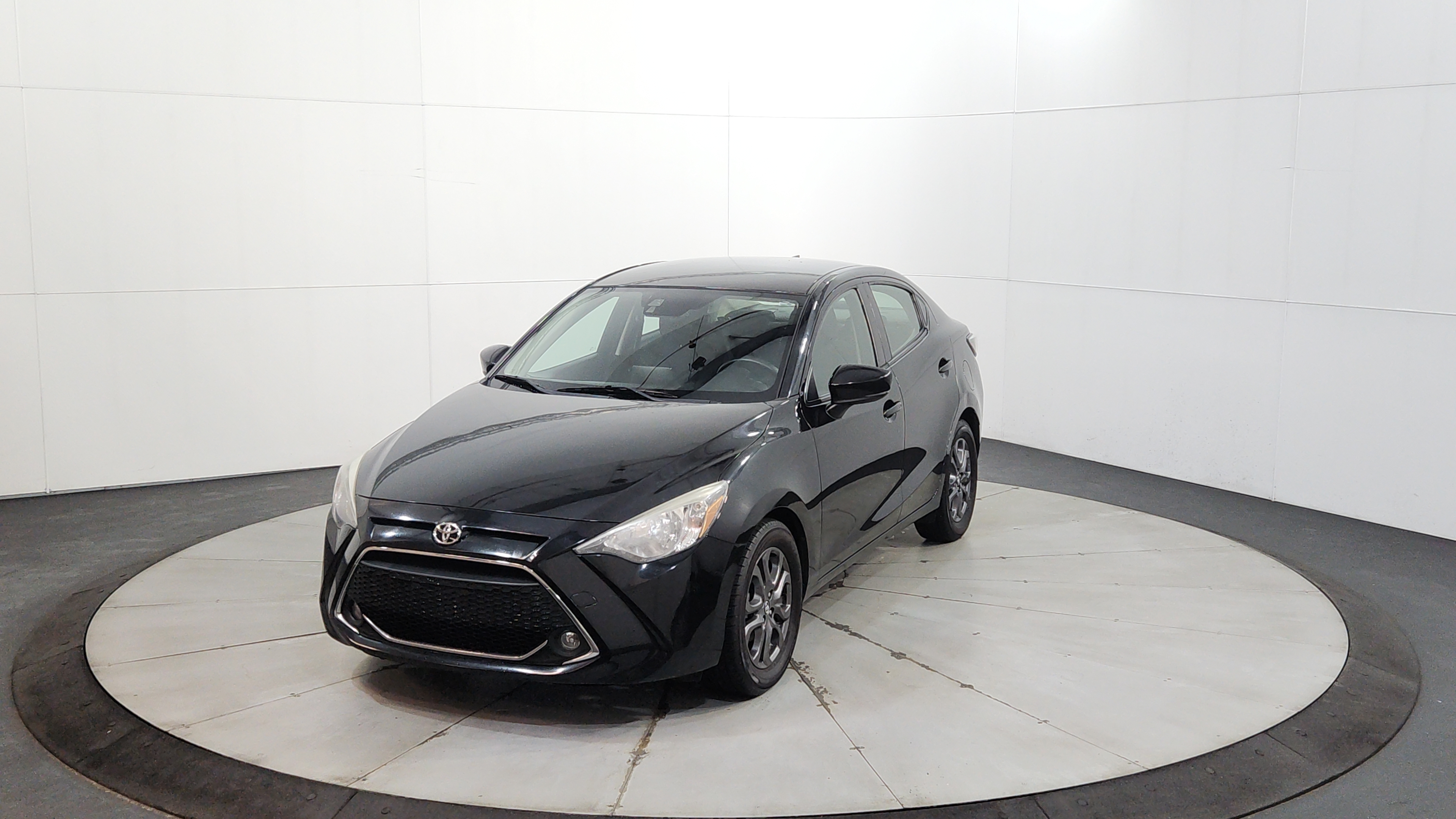 2020 Toyota Yaris LE AT's photo