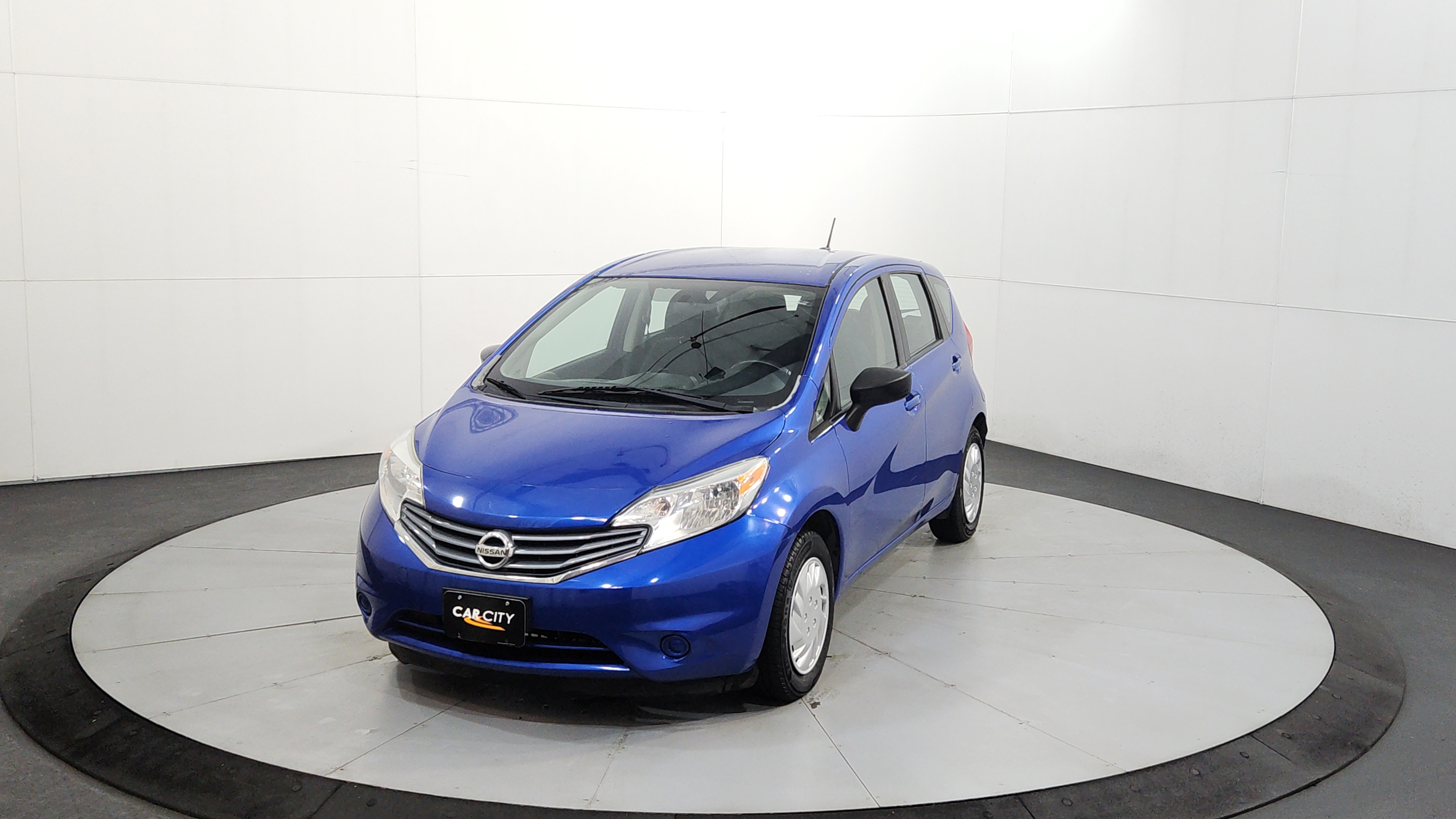 2016 Nissan Versa Note 1.6 SV CVT's photo