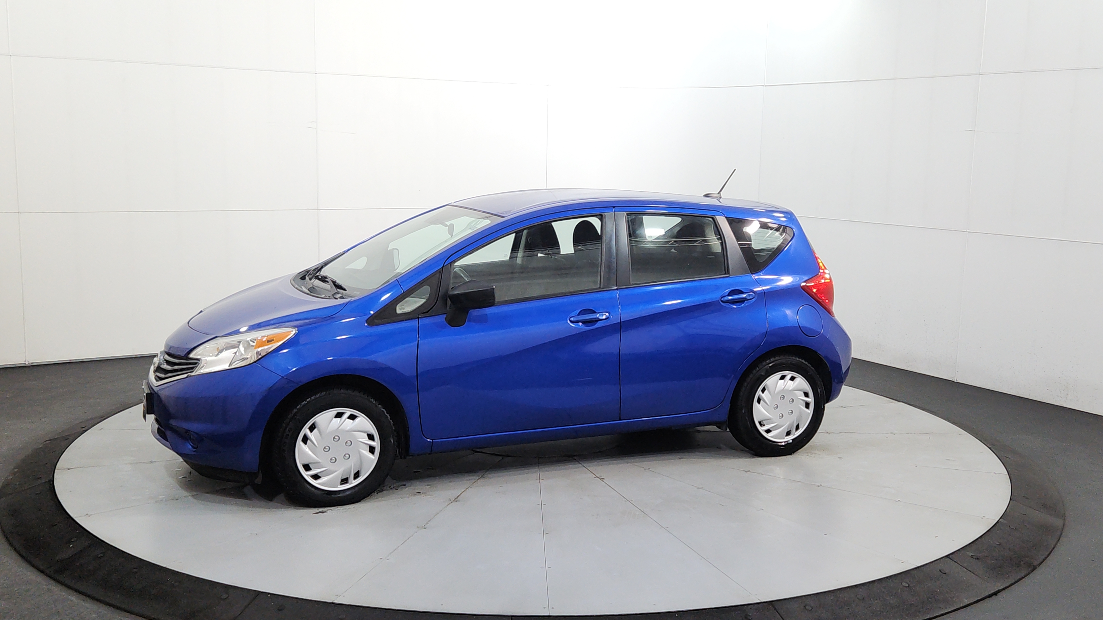 2016 Nissan Versa Note 8