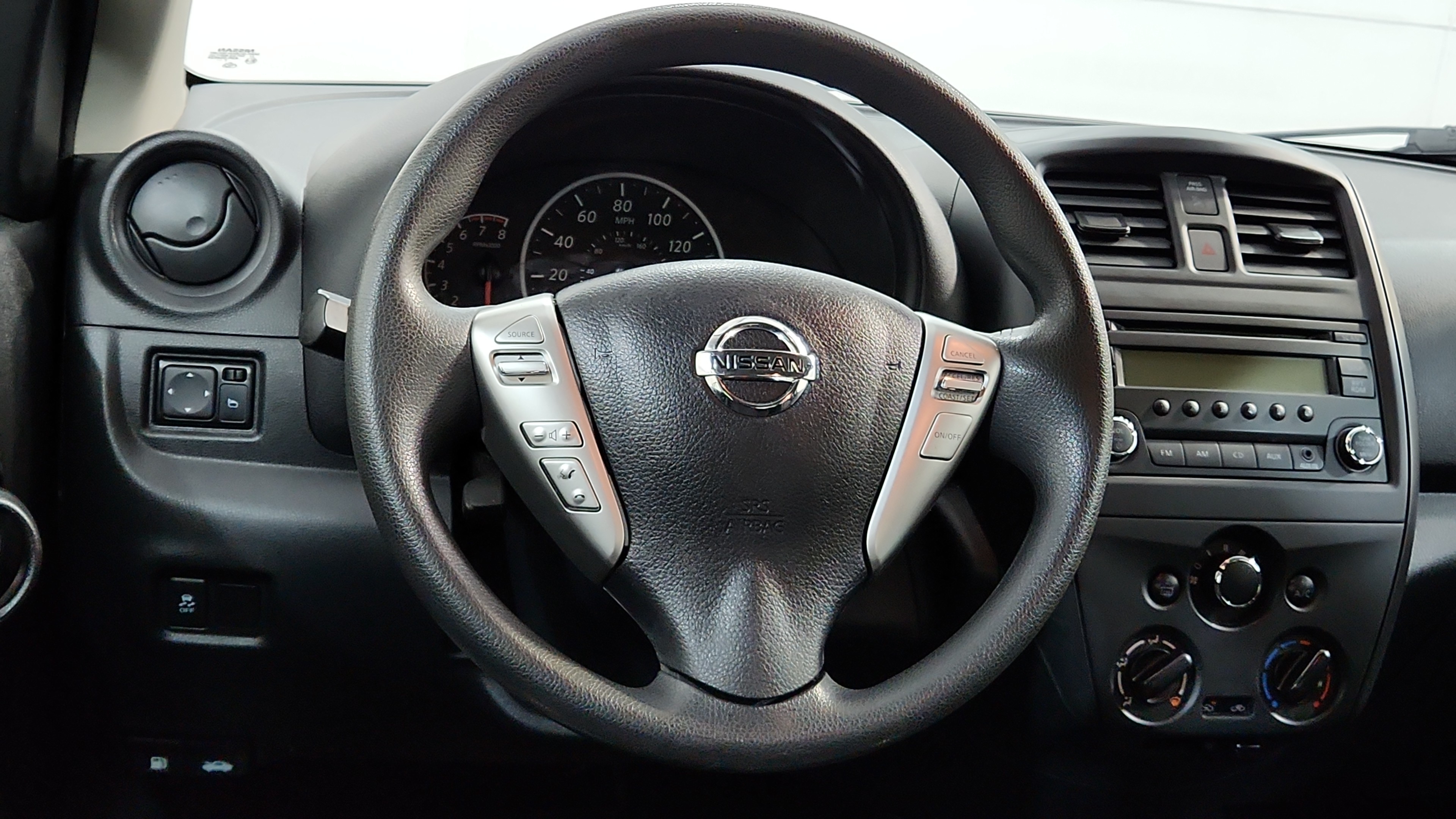 2018 Nissan Versa Sedan 13