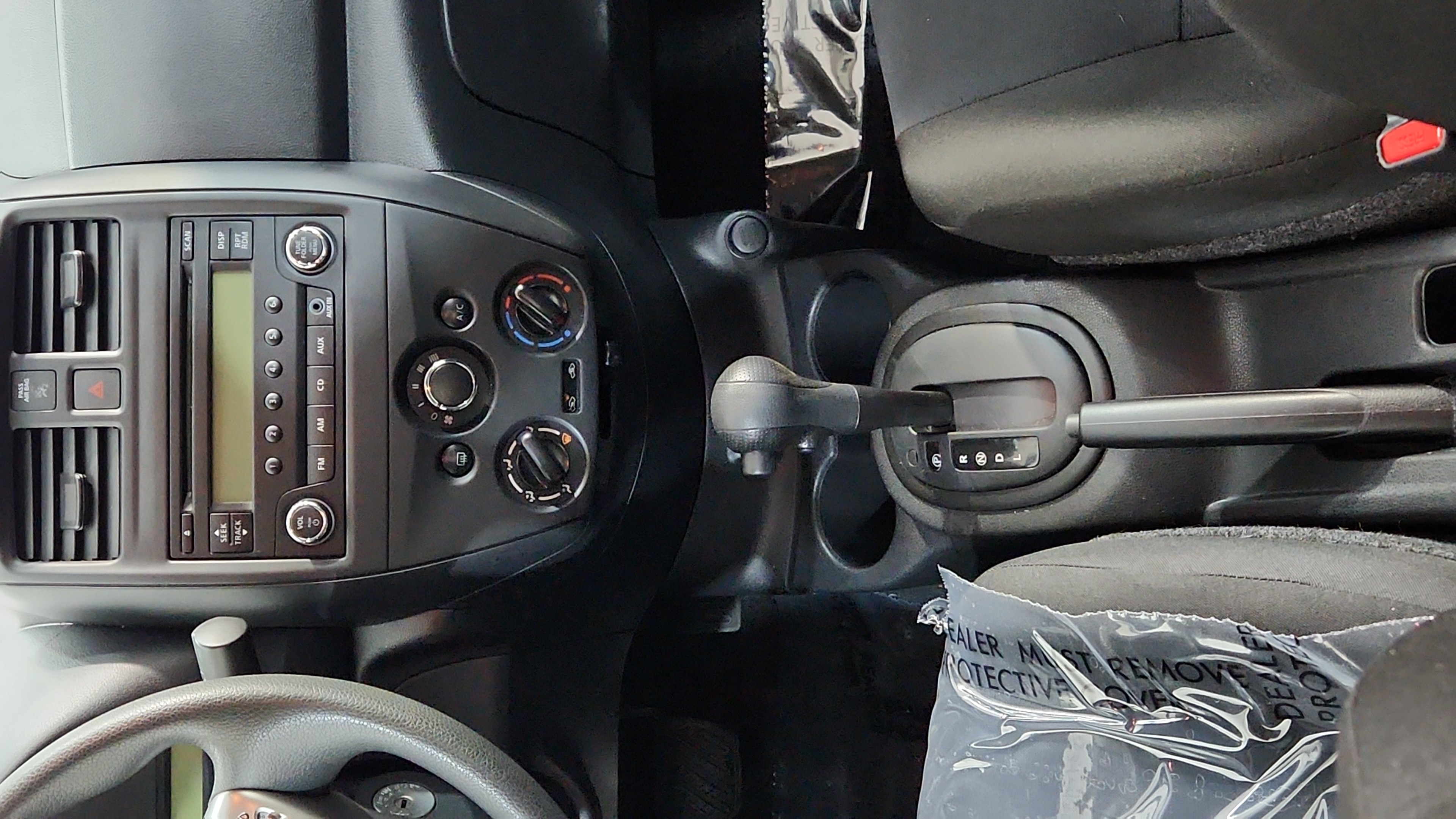 2018 Nissan Versa Sedan 14