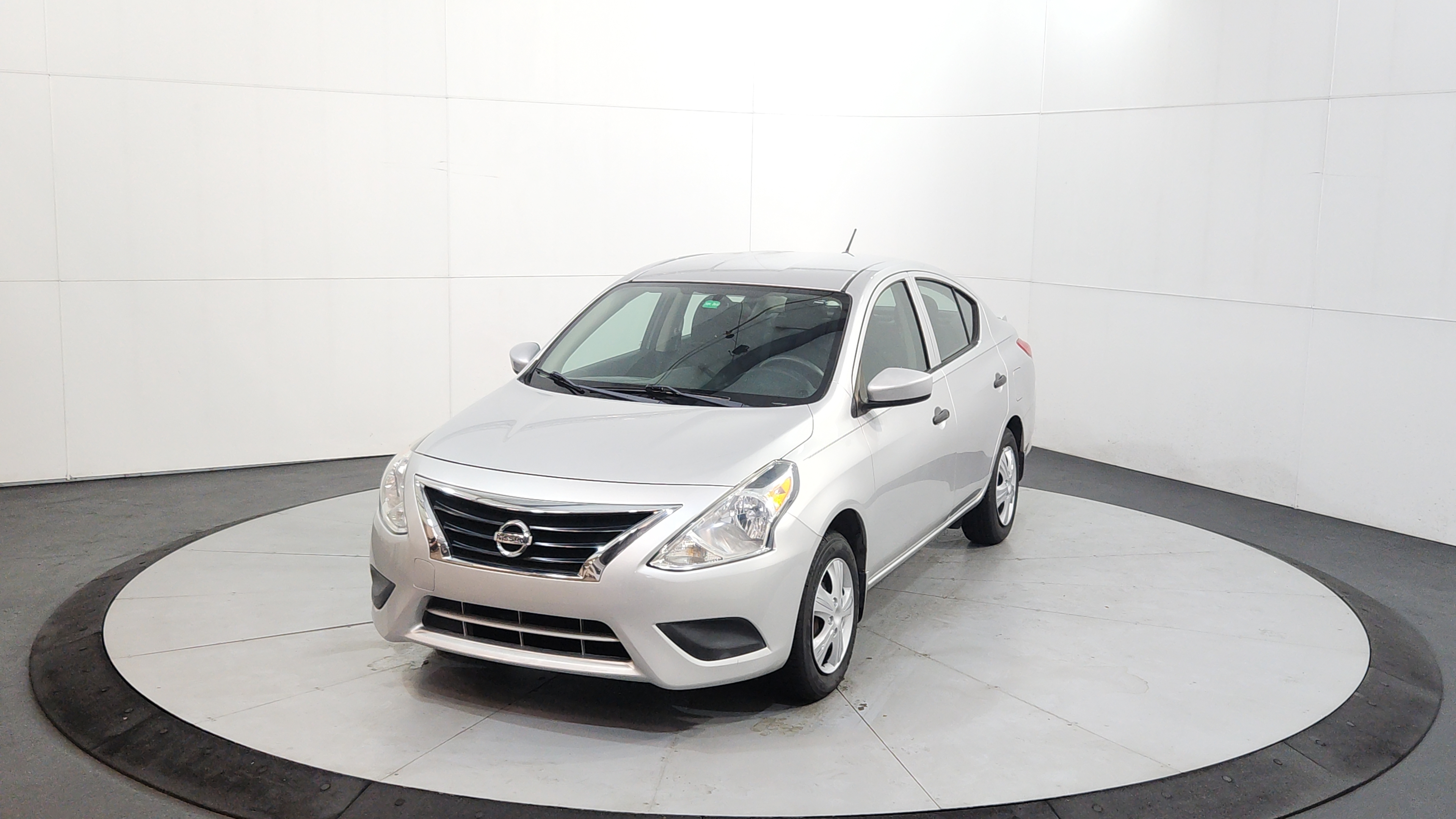 2018 Nissan Versa Sedan