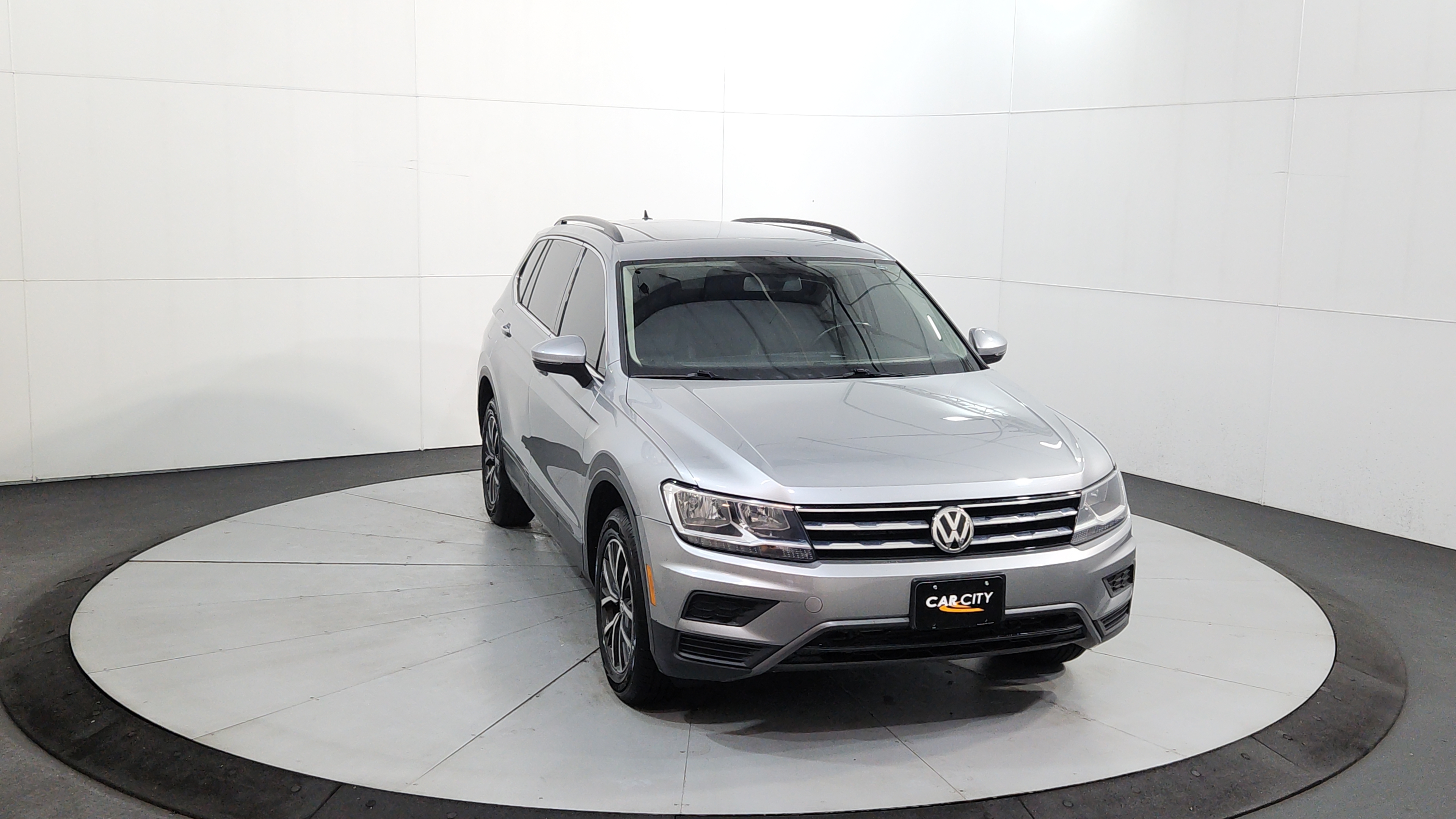 2019 Volkswagen Tiguan 2