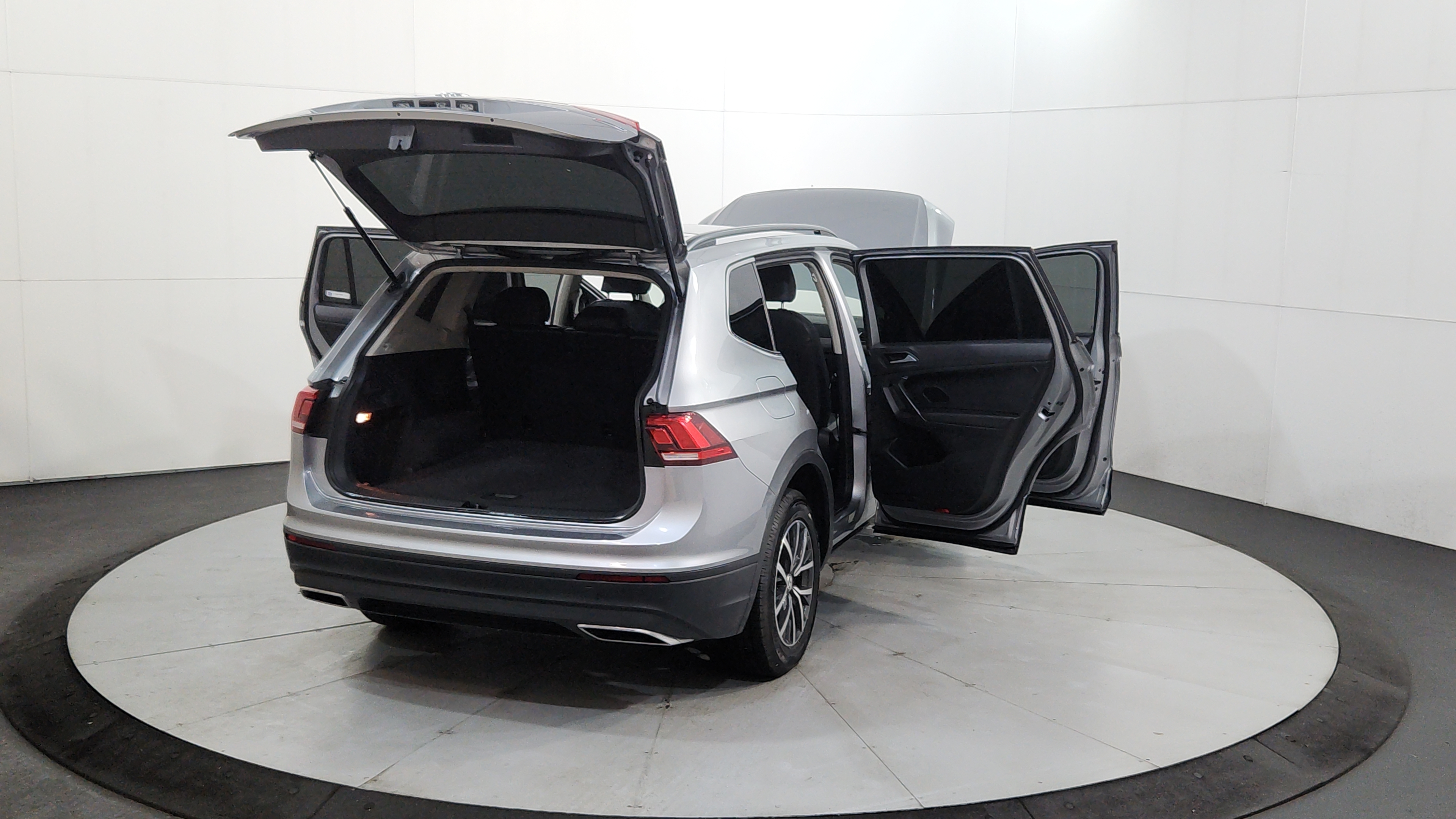 2019 Volkswagen Tiguan 11
