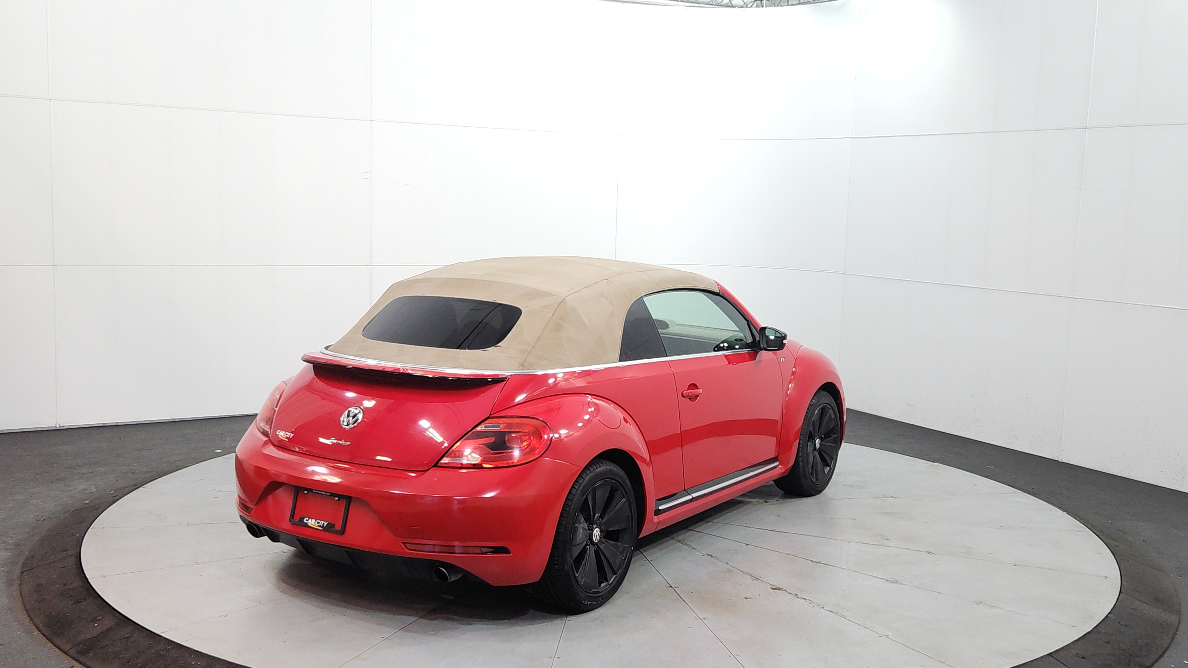 2015 Volkswagen Beetle 5