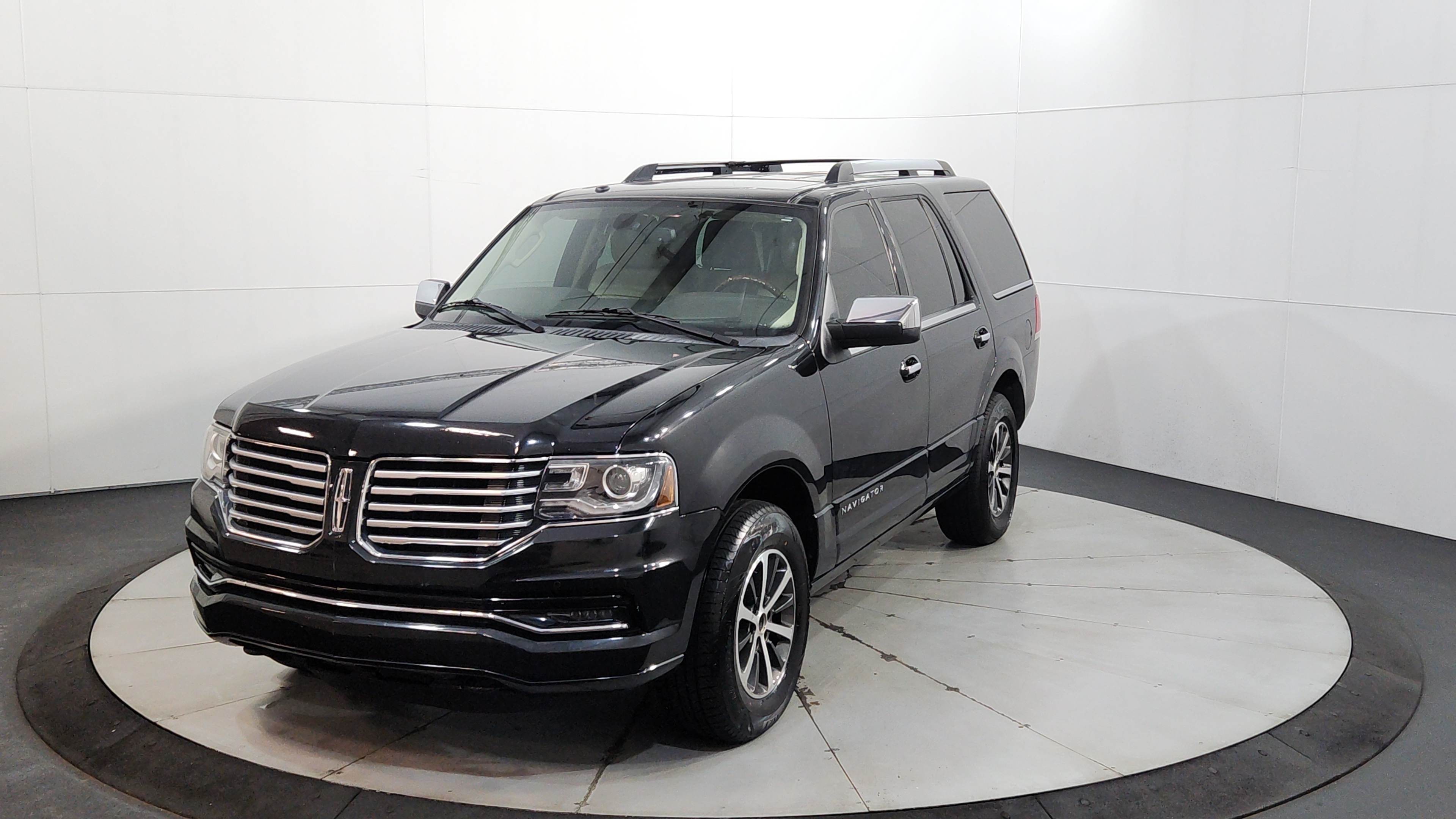 2015 Lincoln Navigator Base