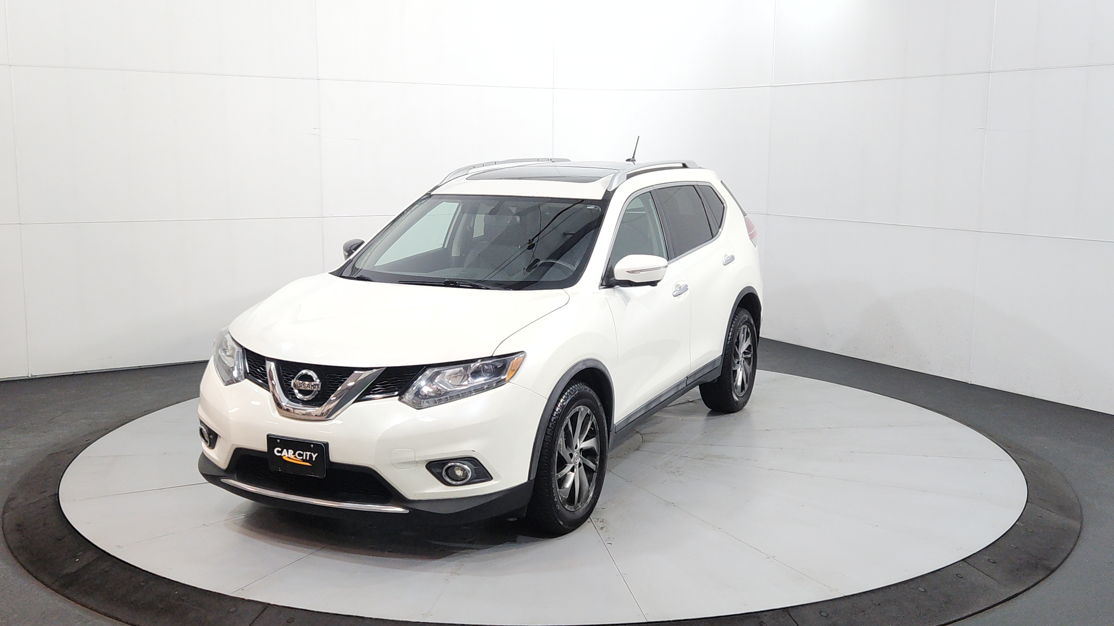 2015 Nissan Rogue SL AWD's photo