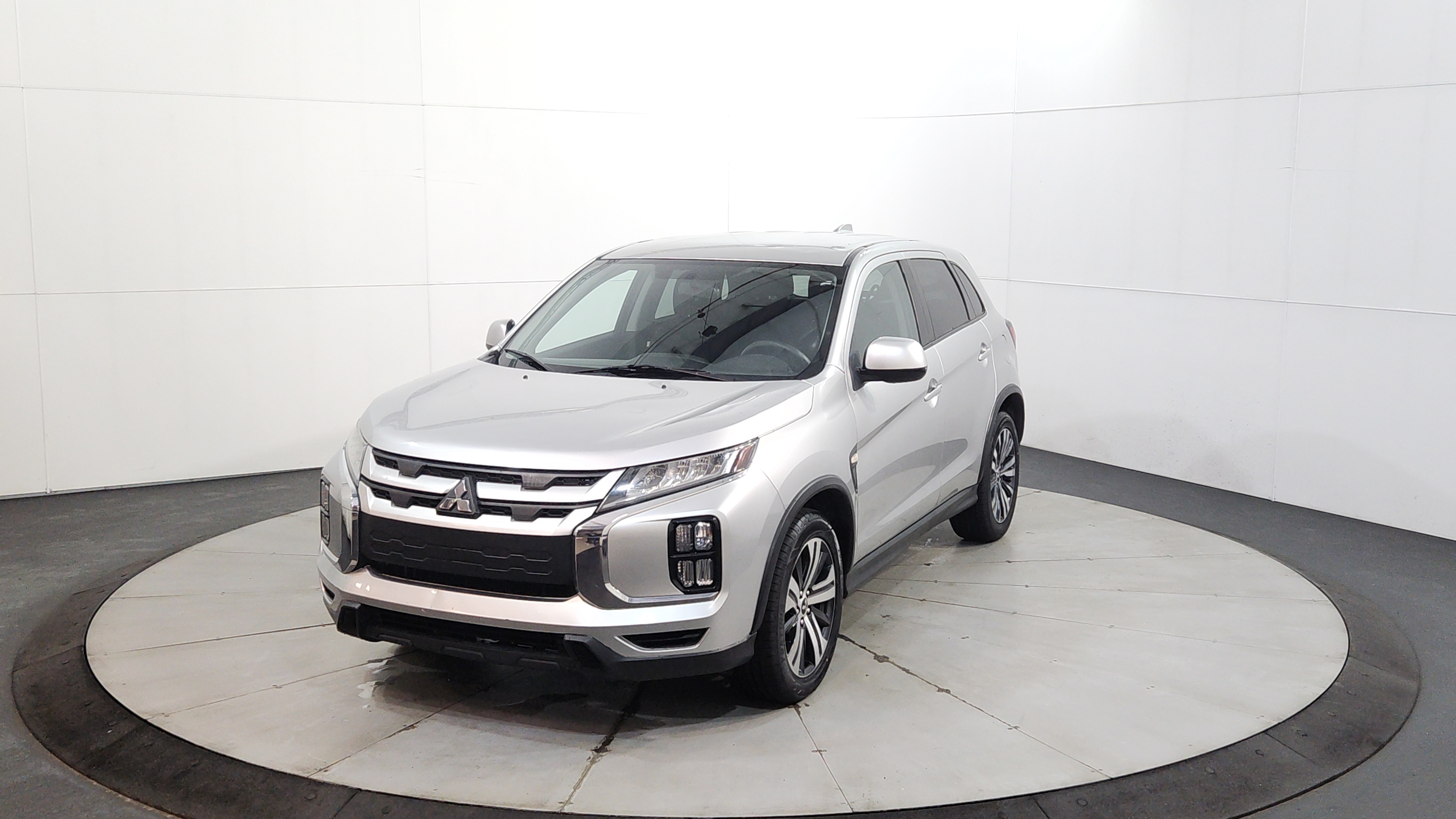 2020 Mitsubishi Outlander Sport 2.0 ES 2WD CVT's photo