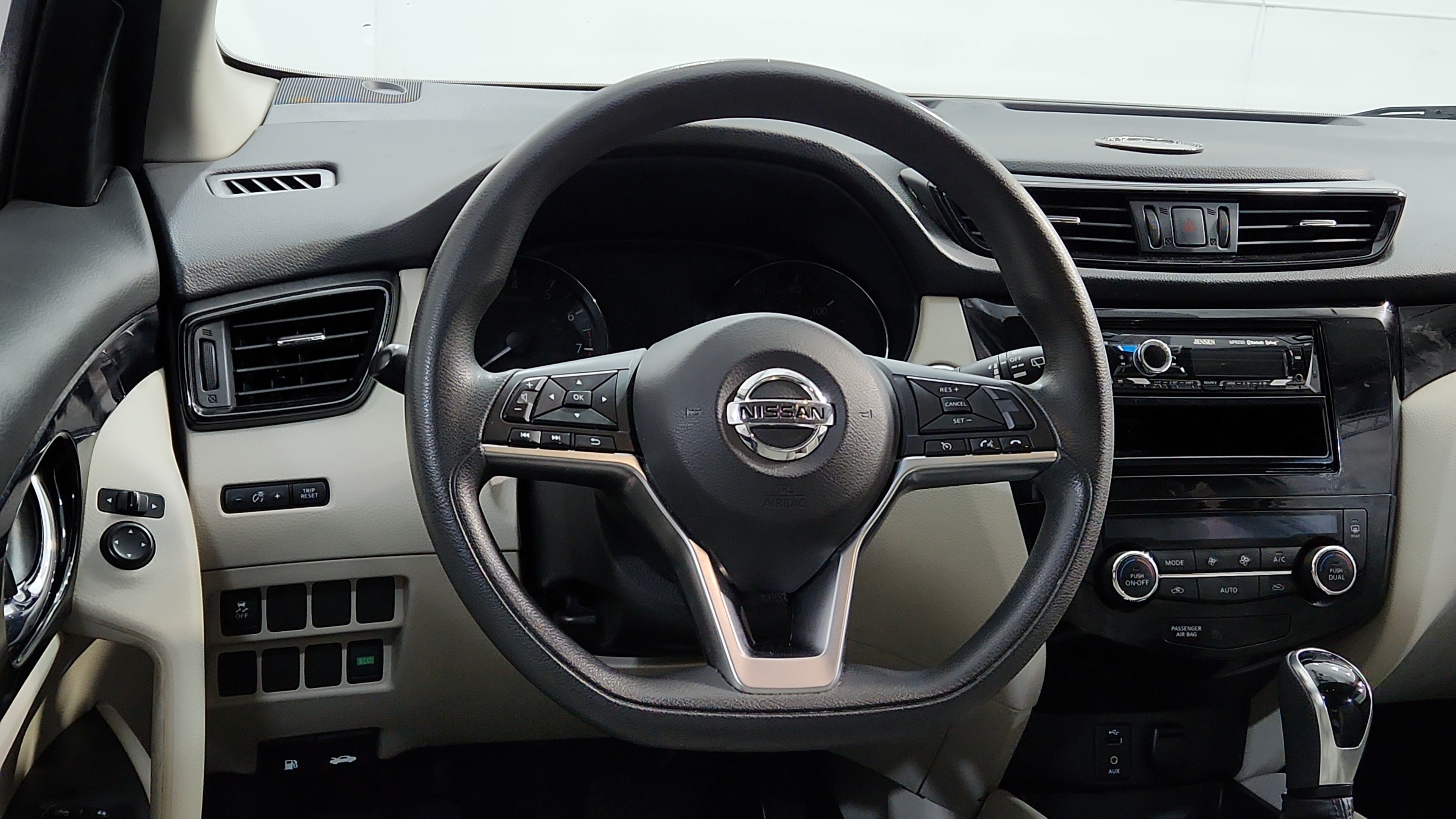 2018 Nissan Rogue Sport 14