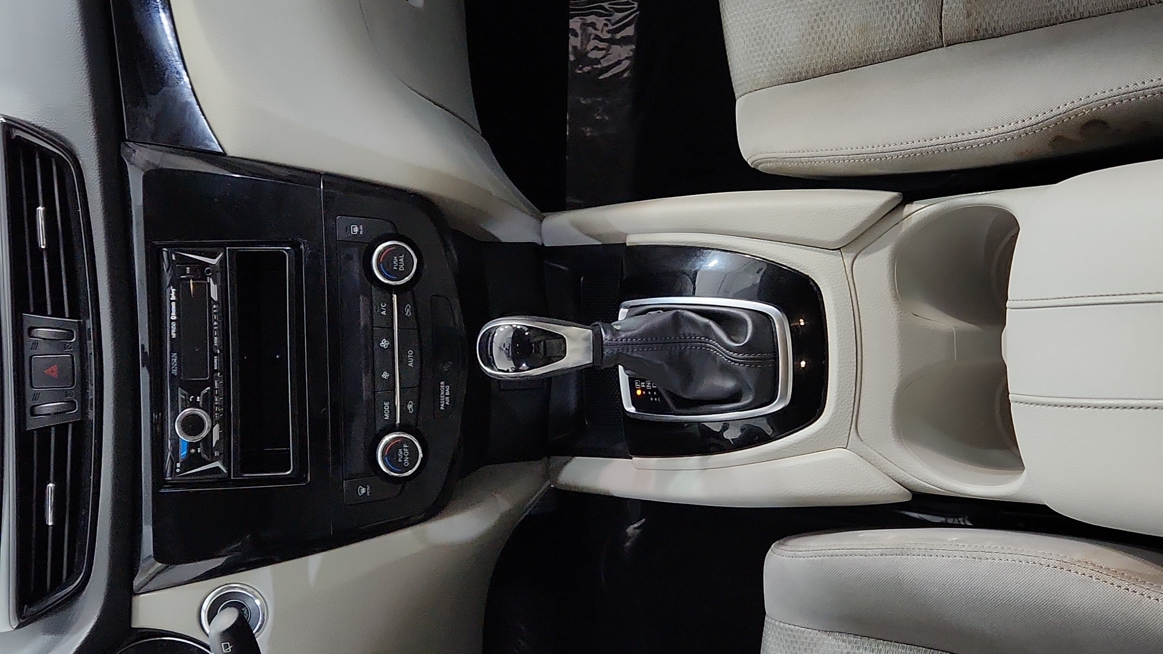 2018 Nissan Rogue Sport 15