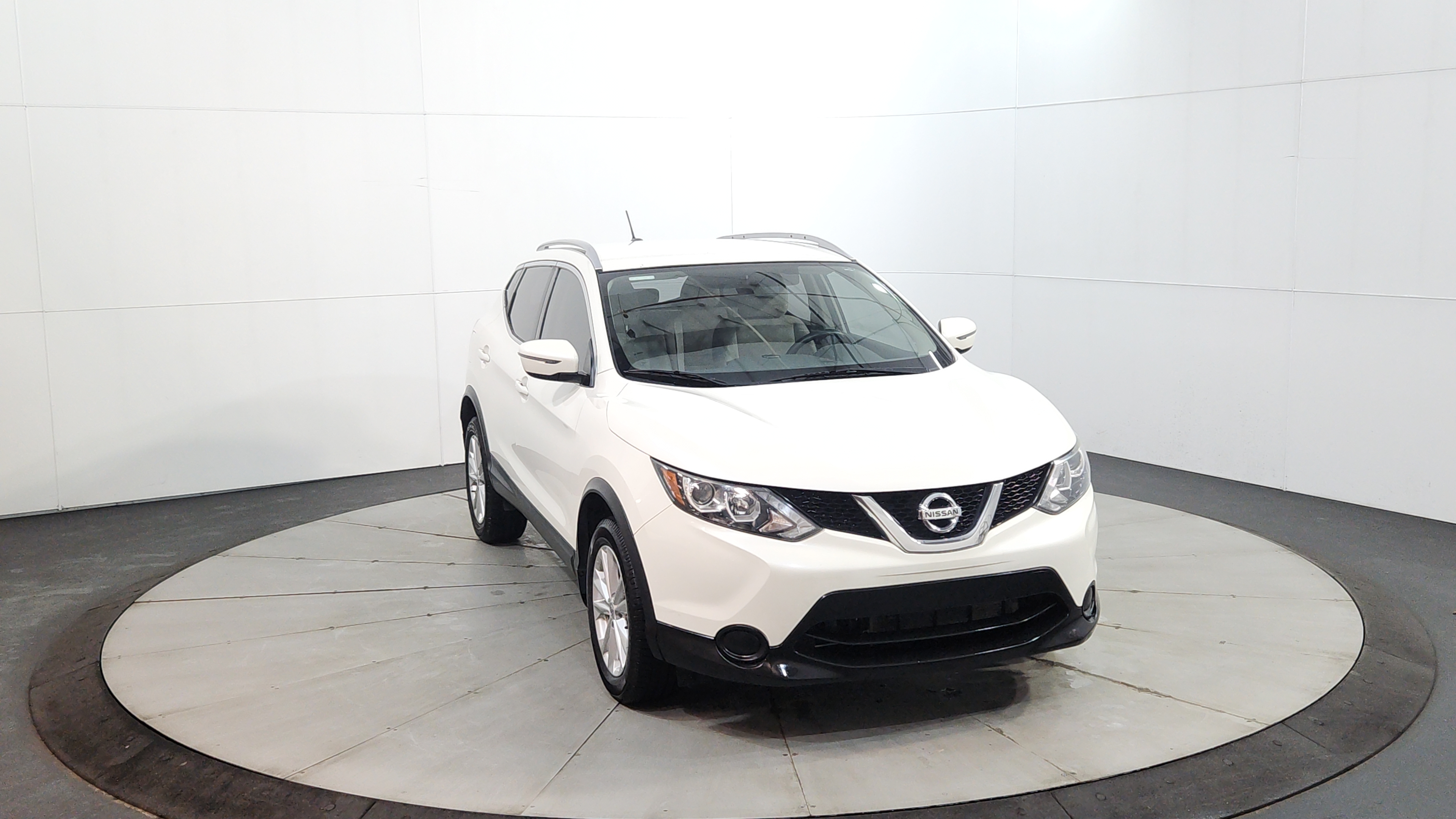 2018 Nissan Rogue Sport 2