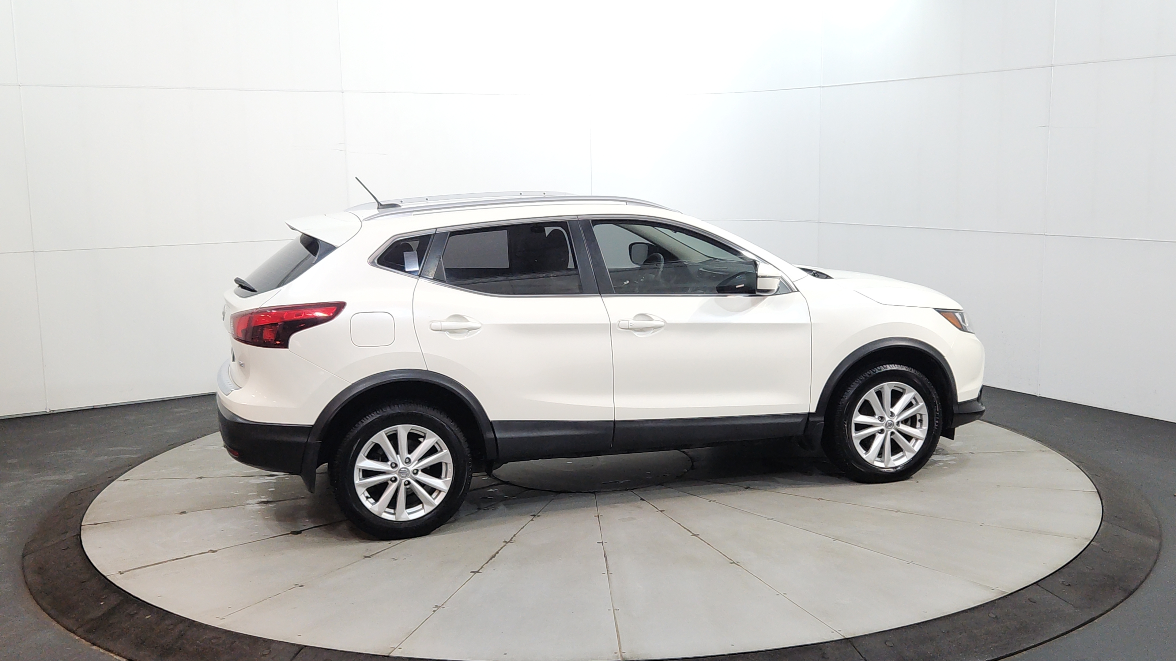 2018 Nissan Rogue Sport 4