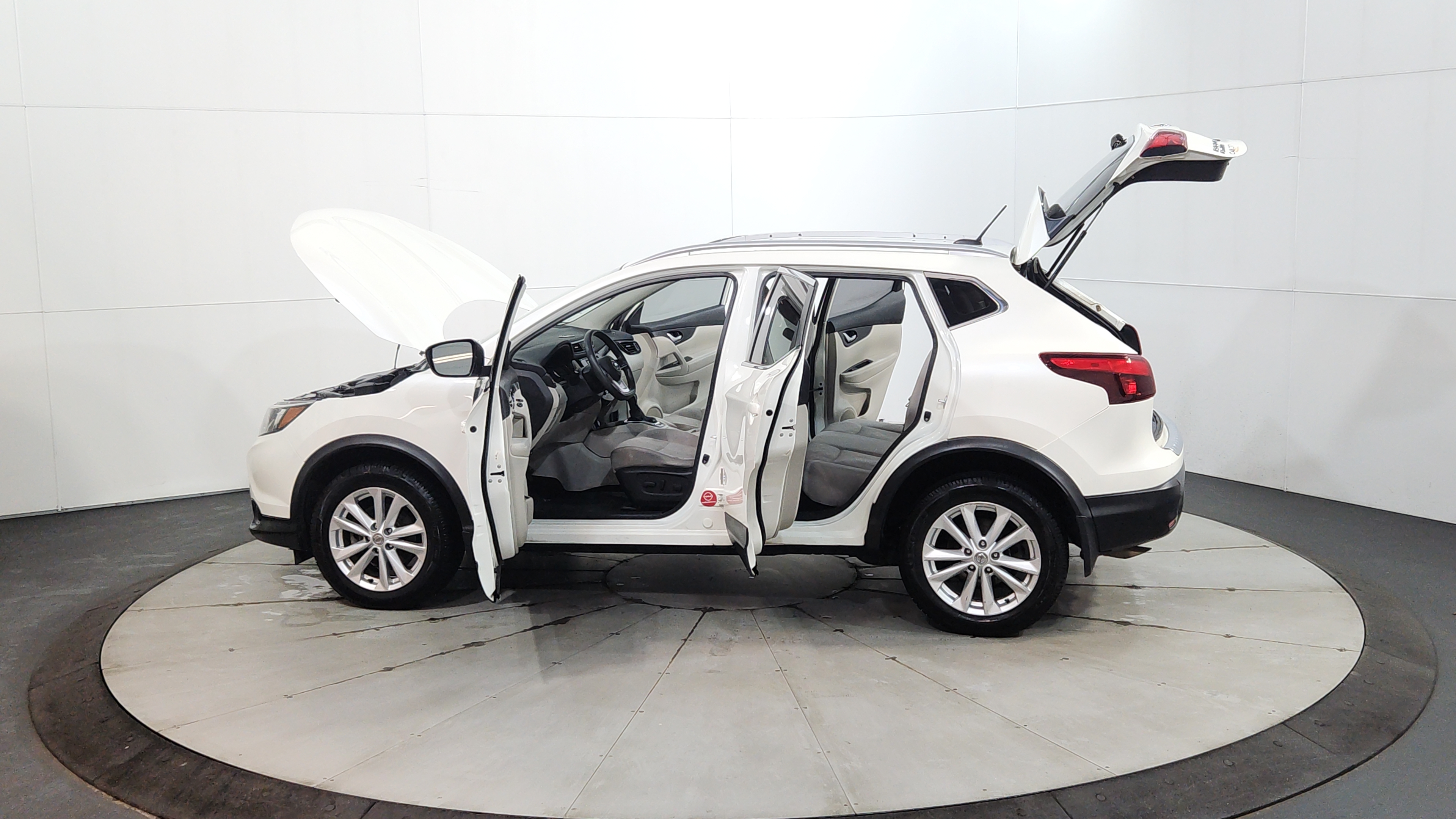 2018 Nissan Rogue Sport 12