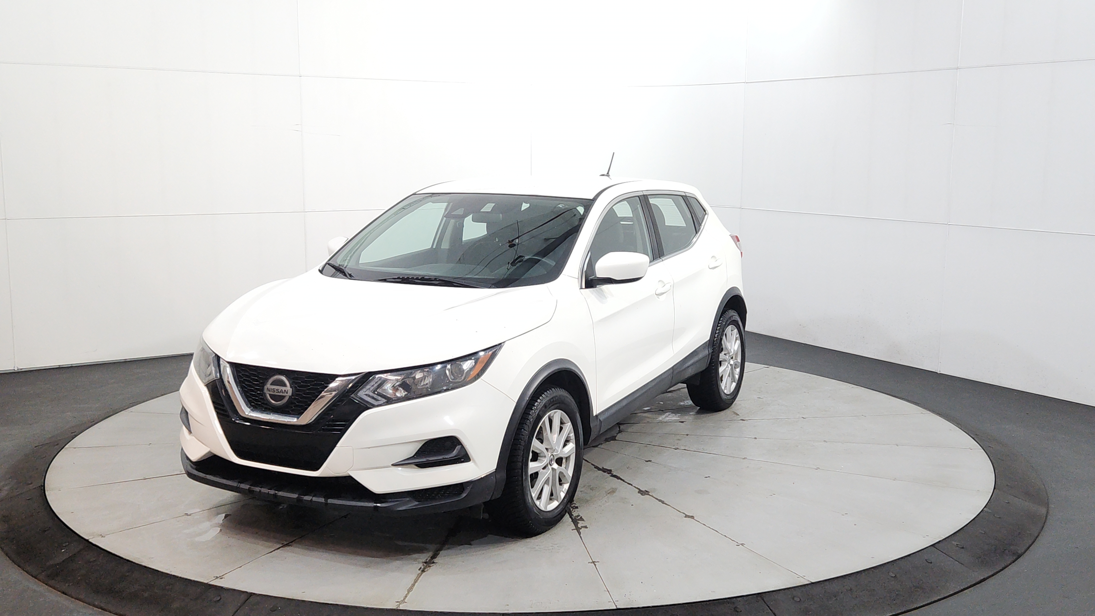 2020 Nissan Rogue Sport S AWD's photo