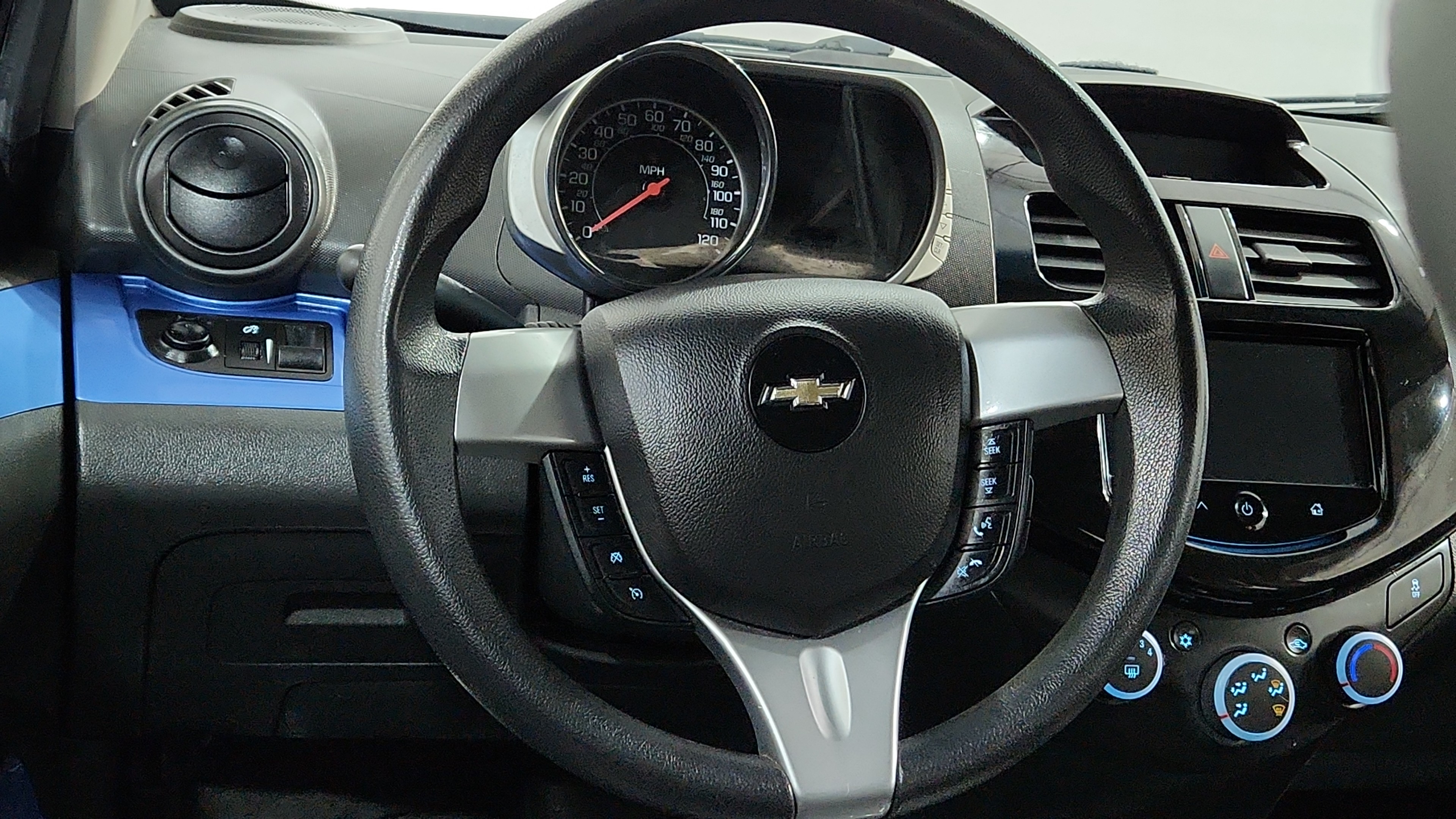 2015 Chevrolet Spark 22