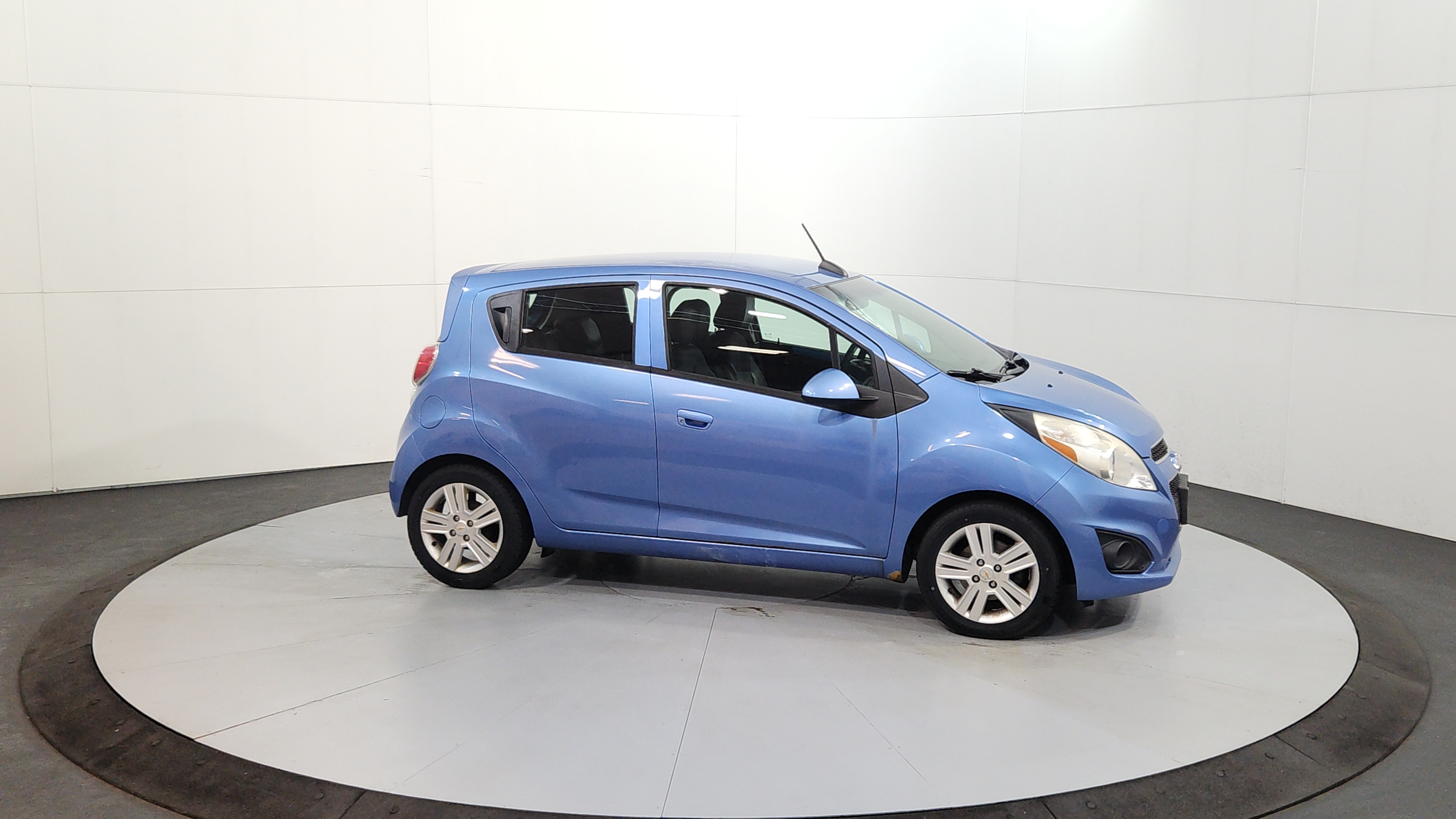 2015 Chevrolet Spark 3