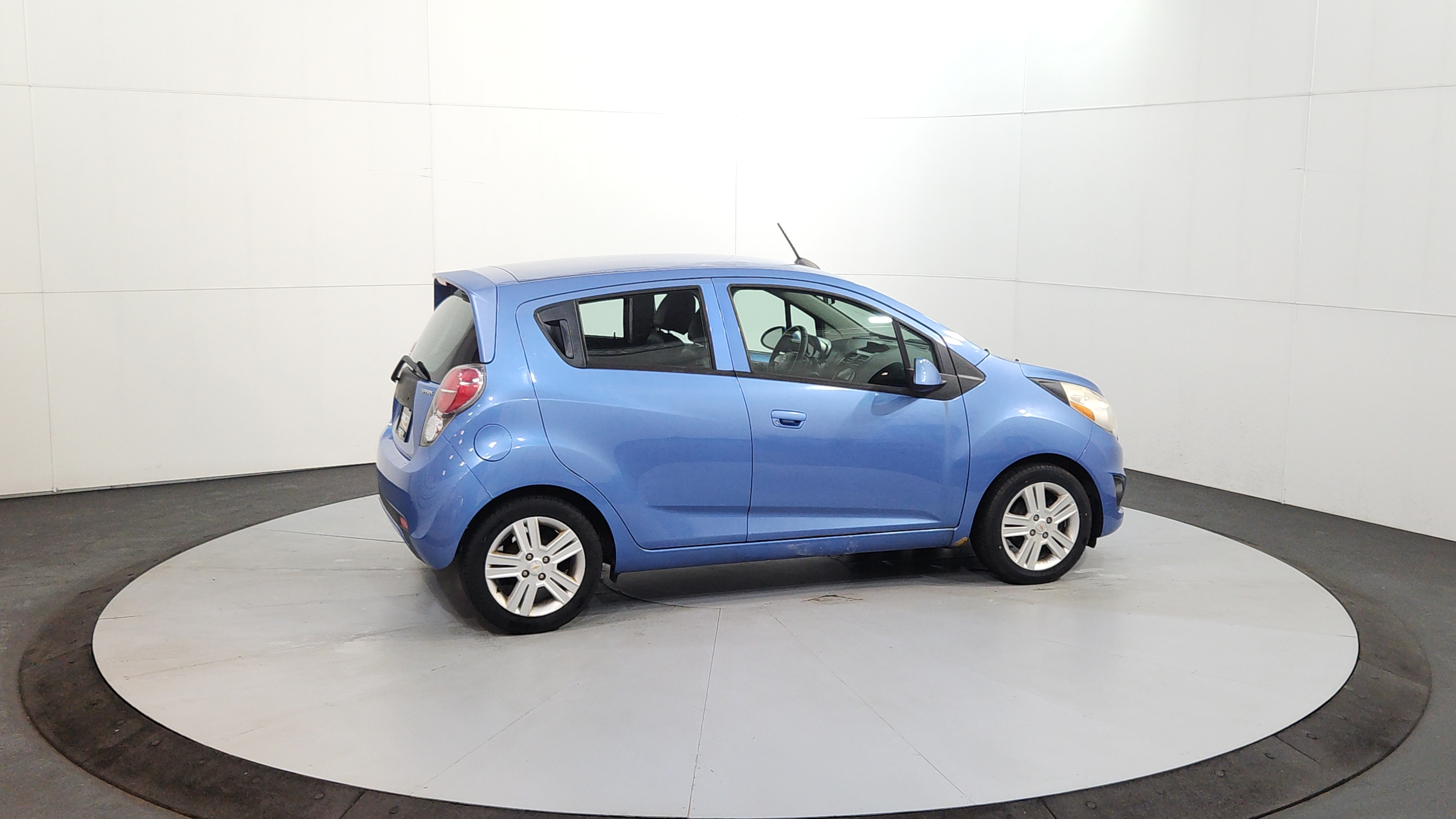 2015 Chevrolet Spark 4