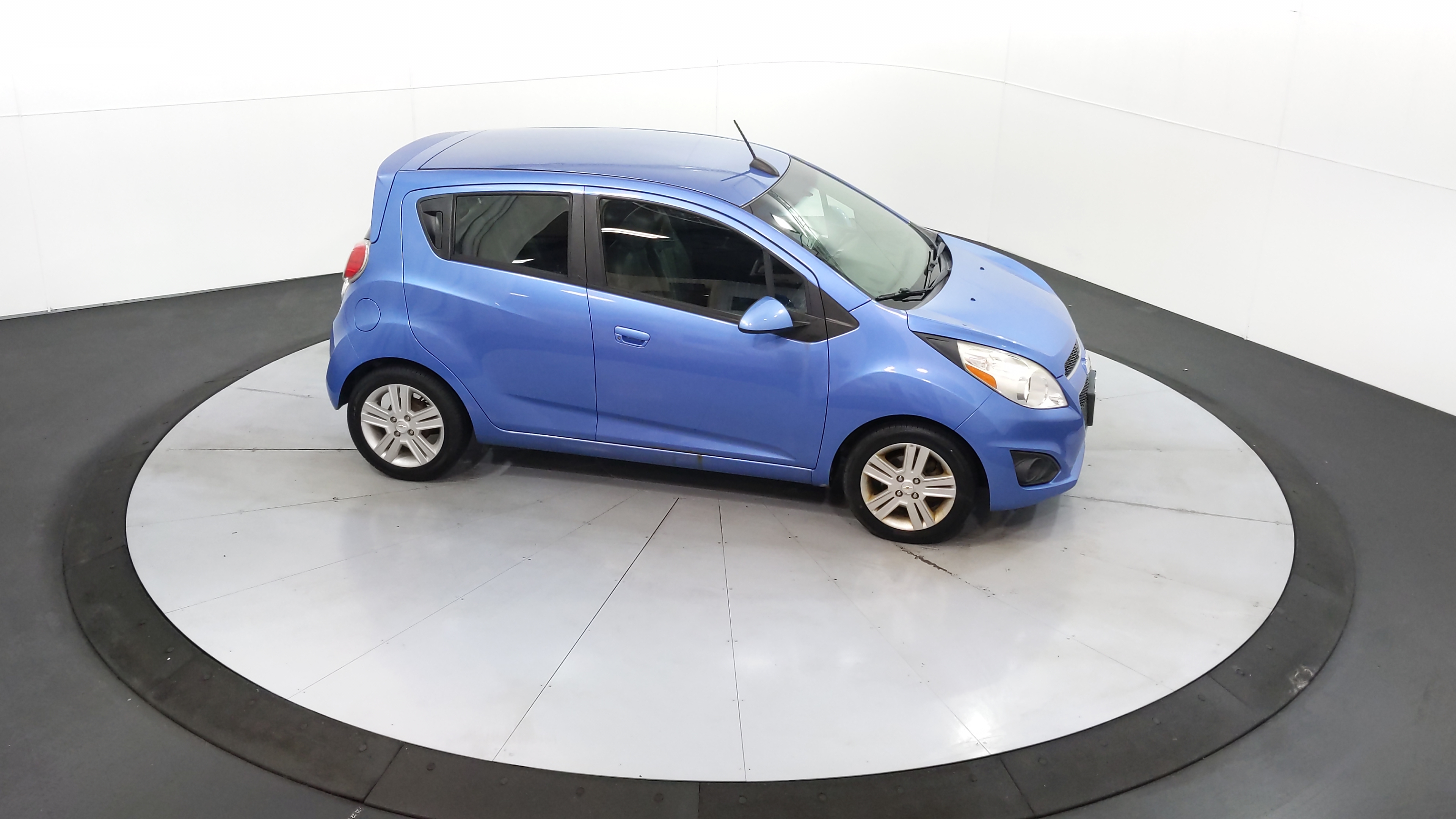 2015 Chevrolet Spark 14