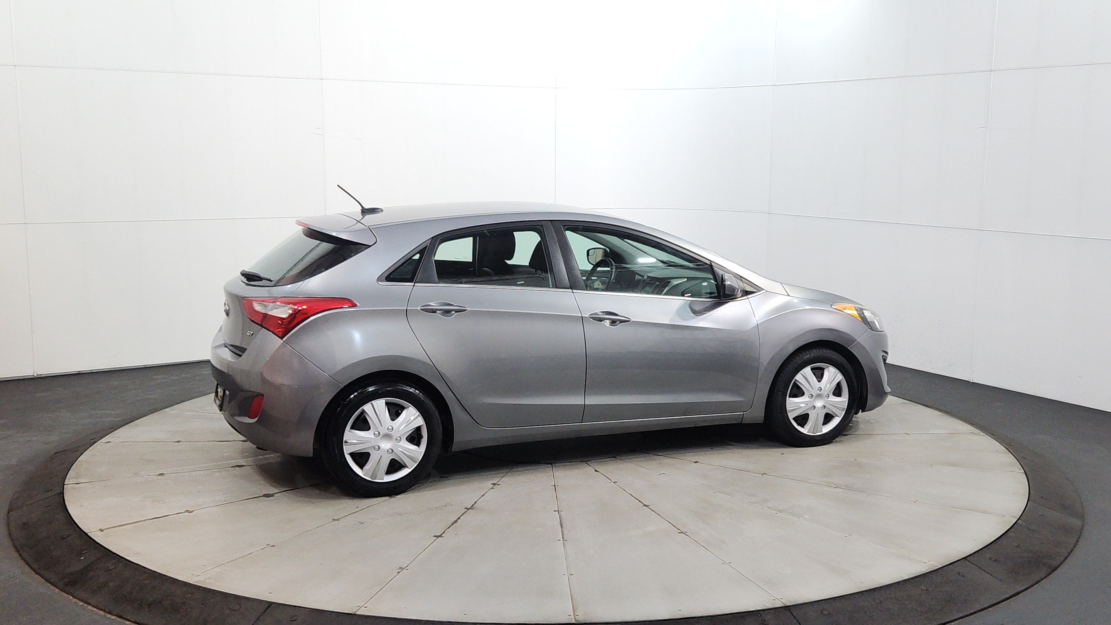 2017 Hyundai Elantra GT 4