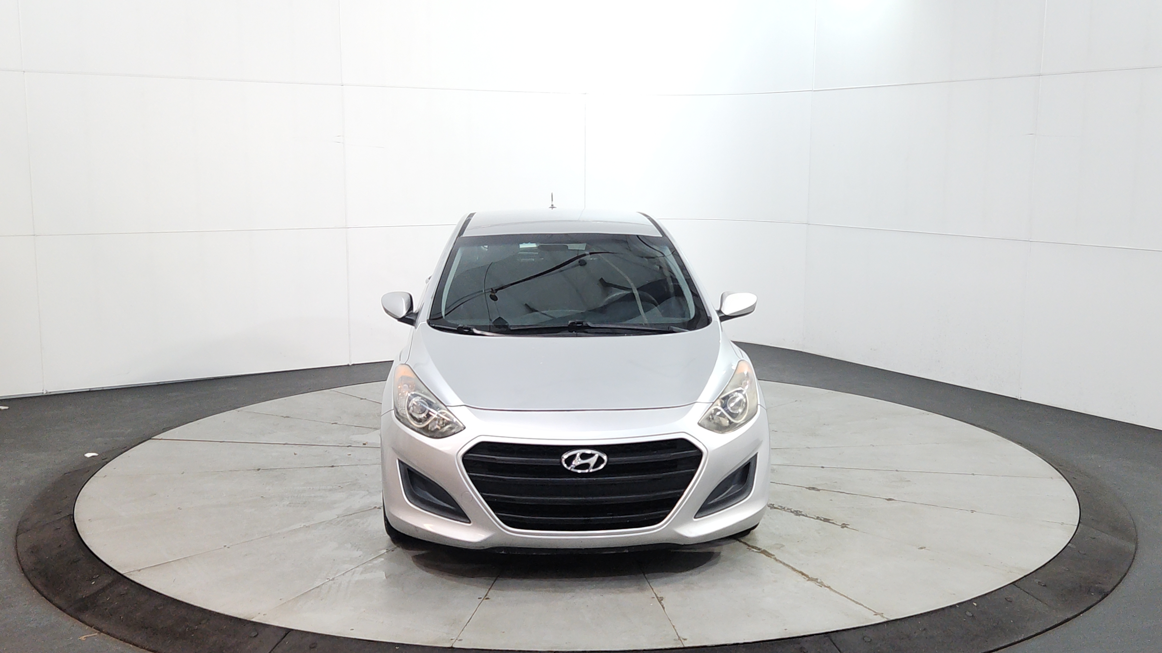 2017 Hyundai Elantra GT 2
