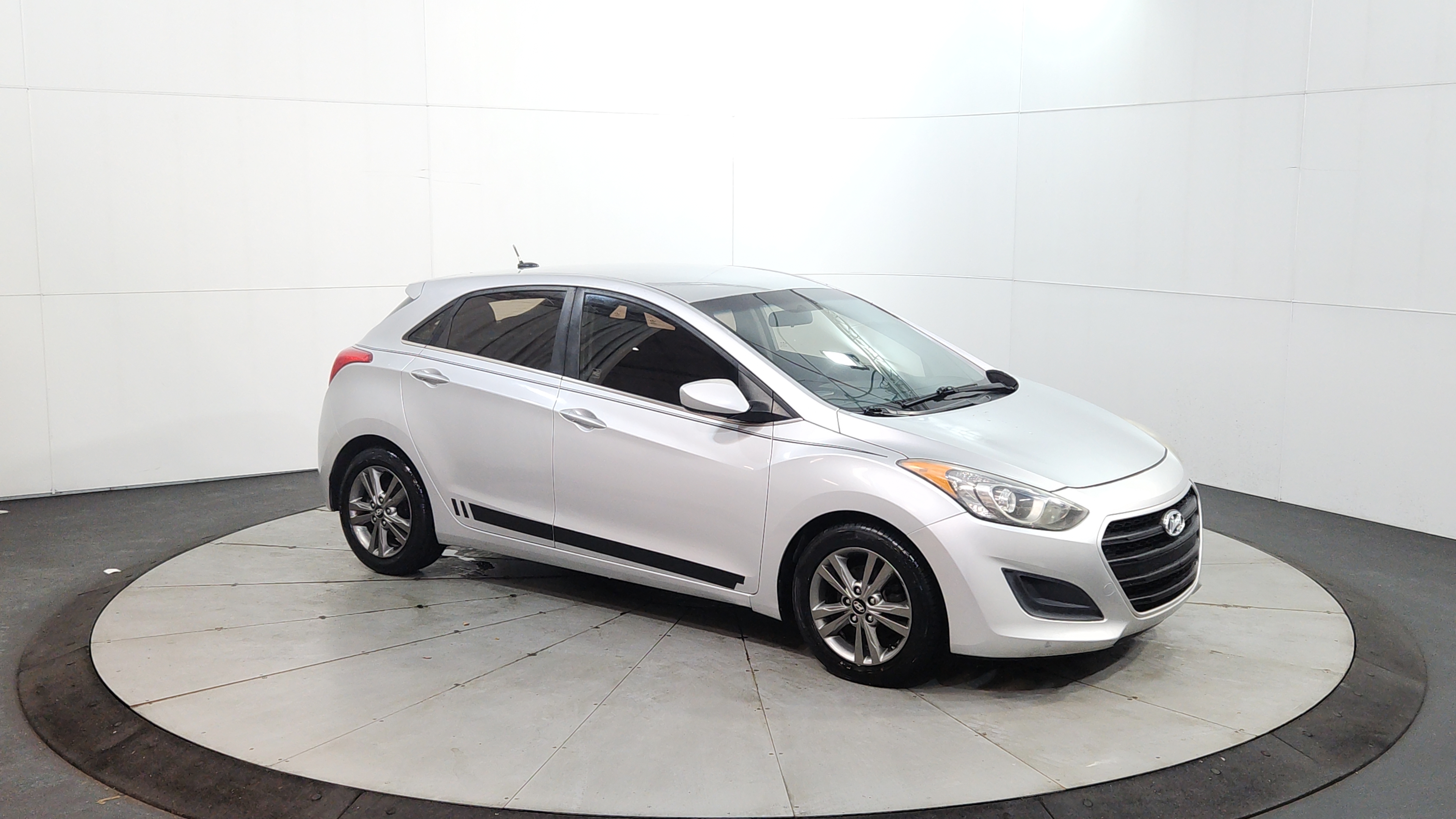 2017 Hyundai Elantra GT 3