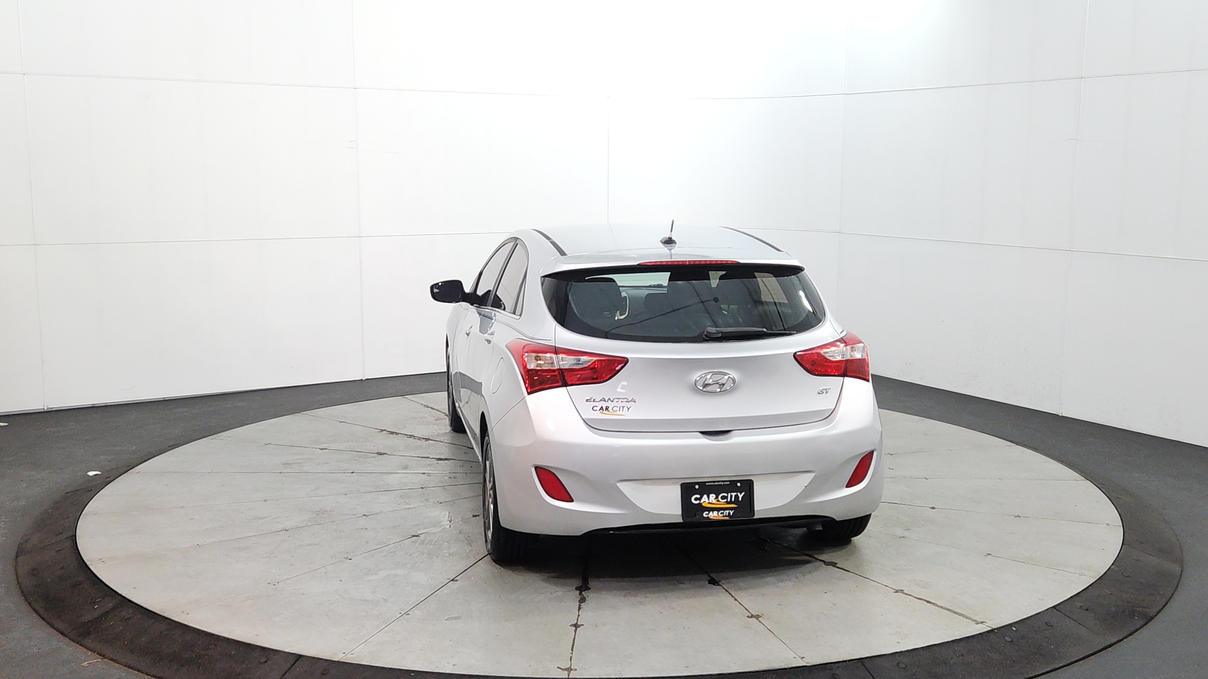 2017 Hyundai Elantra GT 6